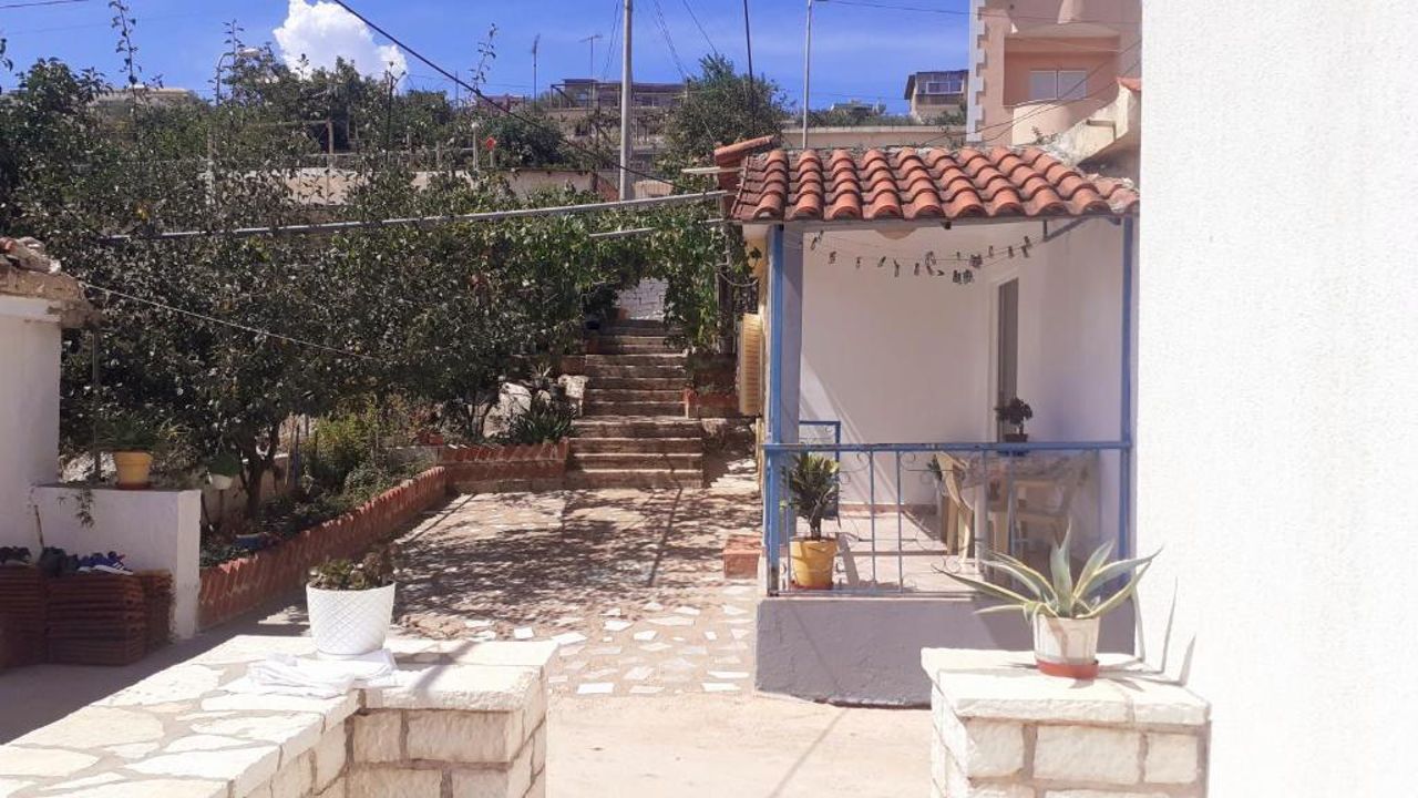 Cosy guest house