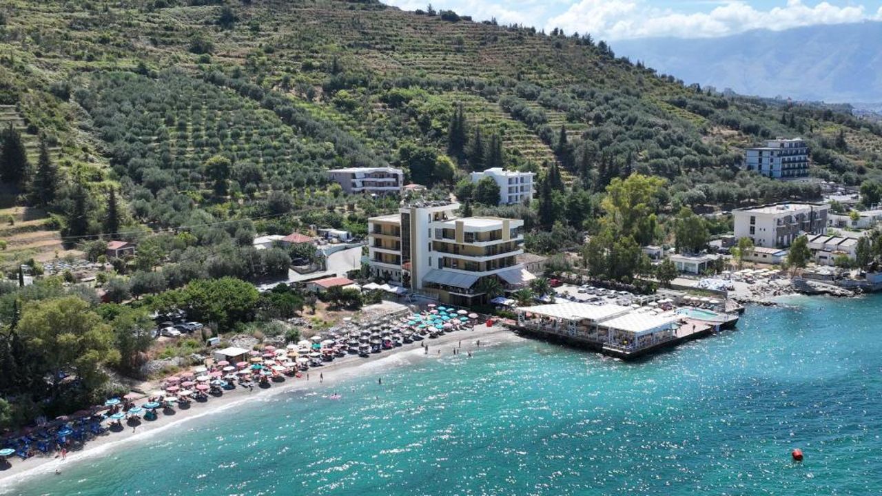 Paradise Beach Hotel