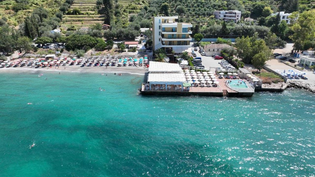 Paradise Beach Hotel