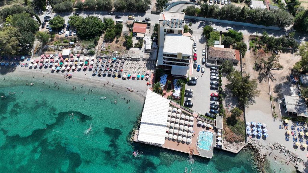 Paradise Beach Hotel