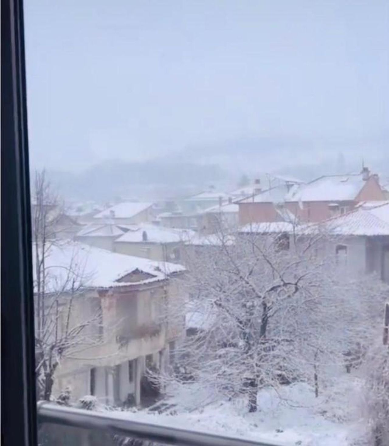 Secret Hotel,Korce