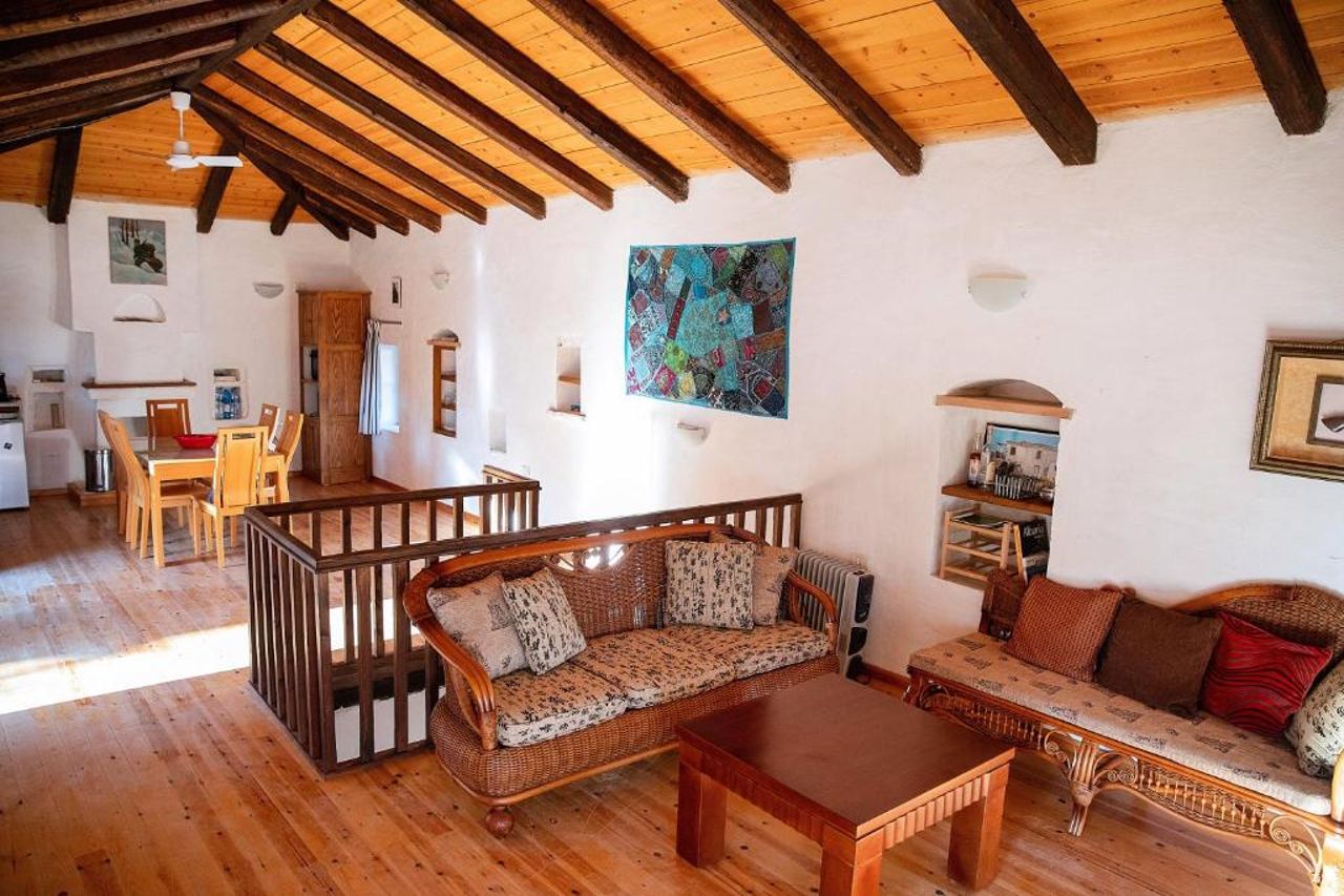 Rustic Holiday Villa Upper Qeparo