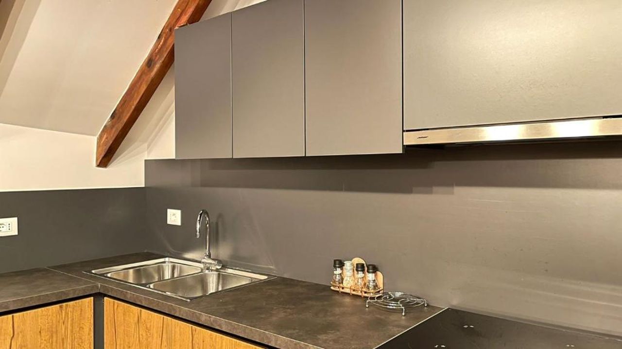 Heart of Tirana Cozy Loft with Fireplace