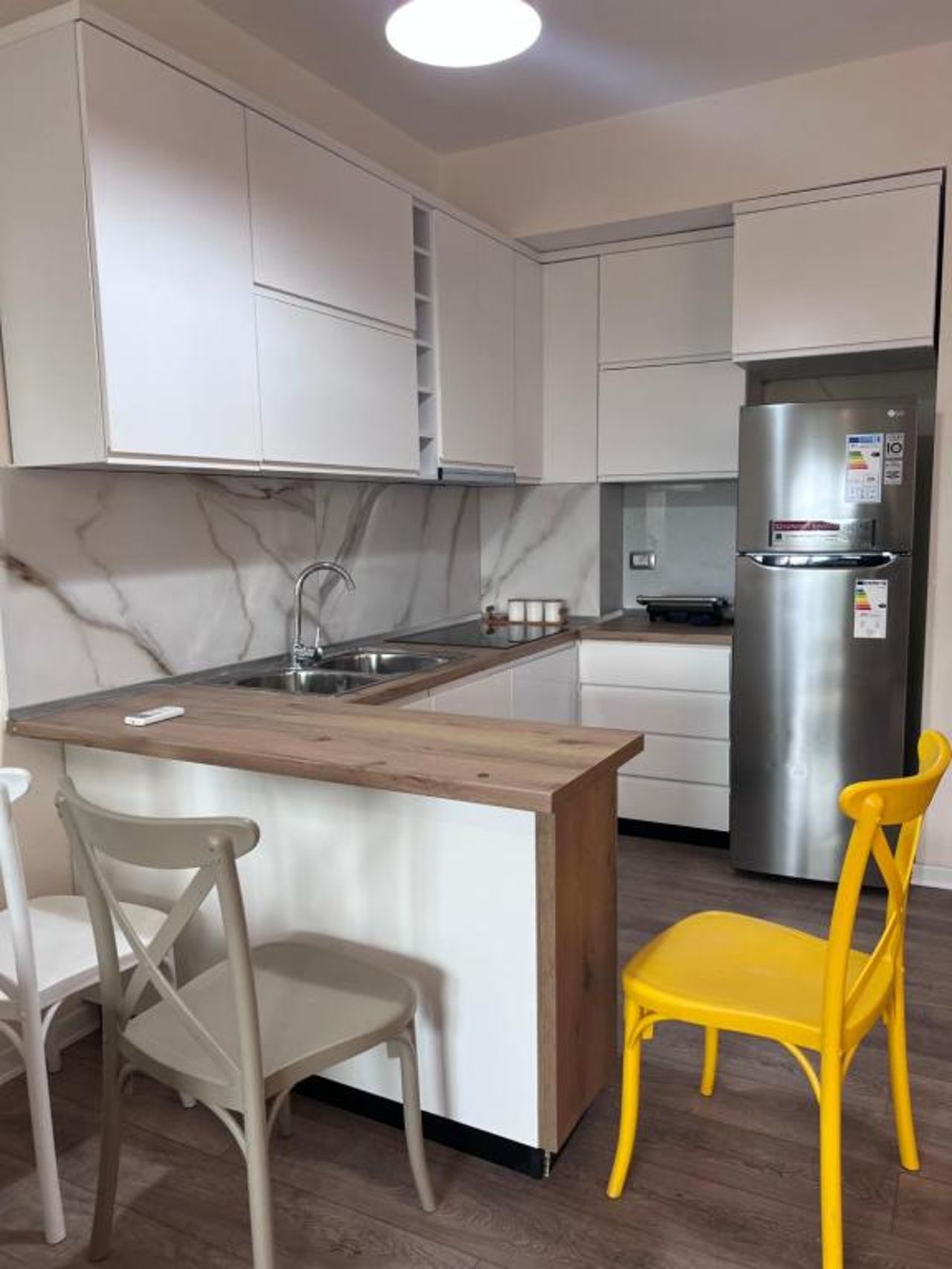 Eni Apartment