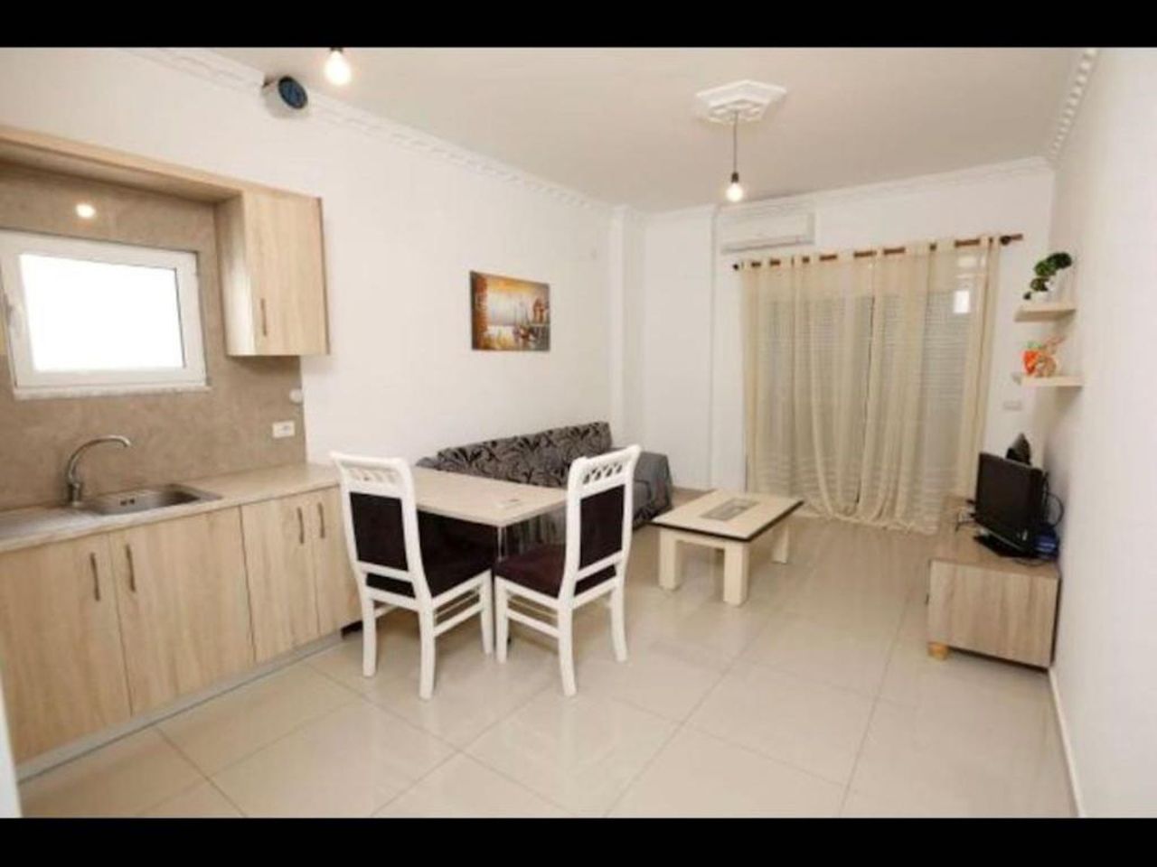 Sion Saranda Apartment 19