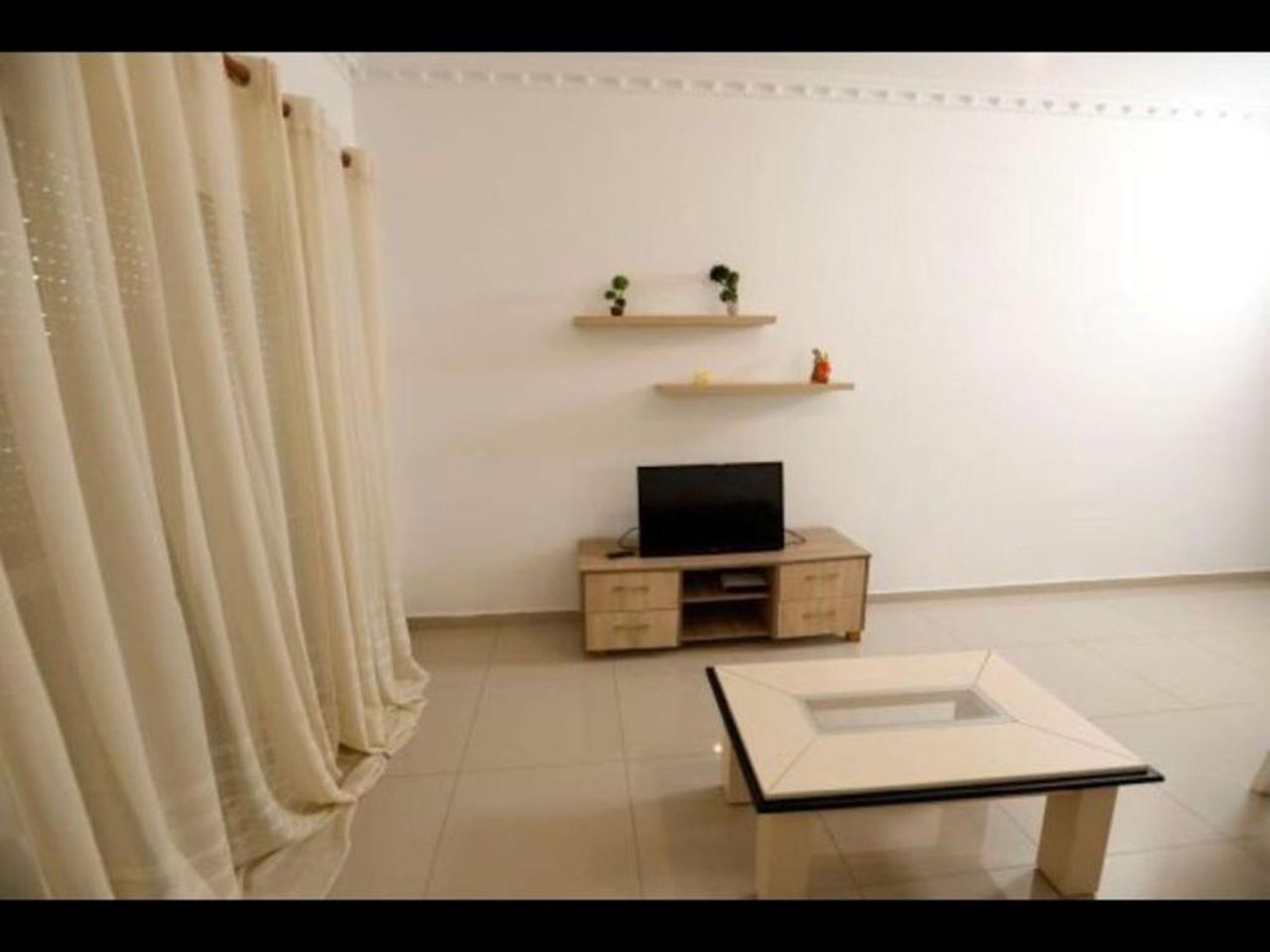Sion Saranda Apartment 19