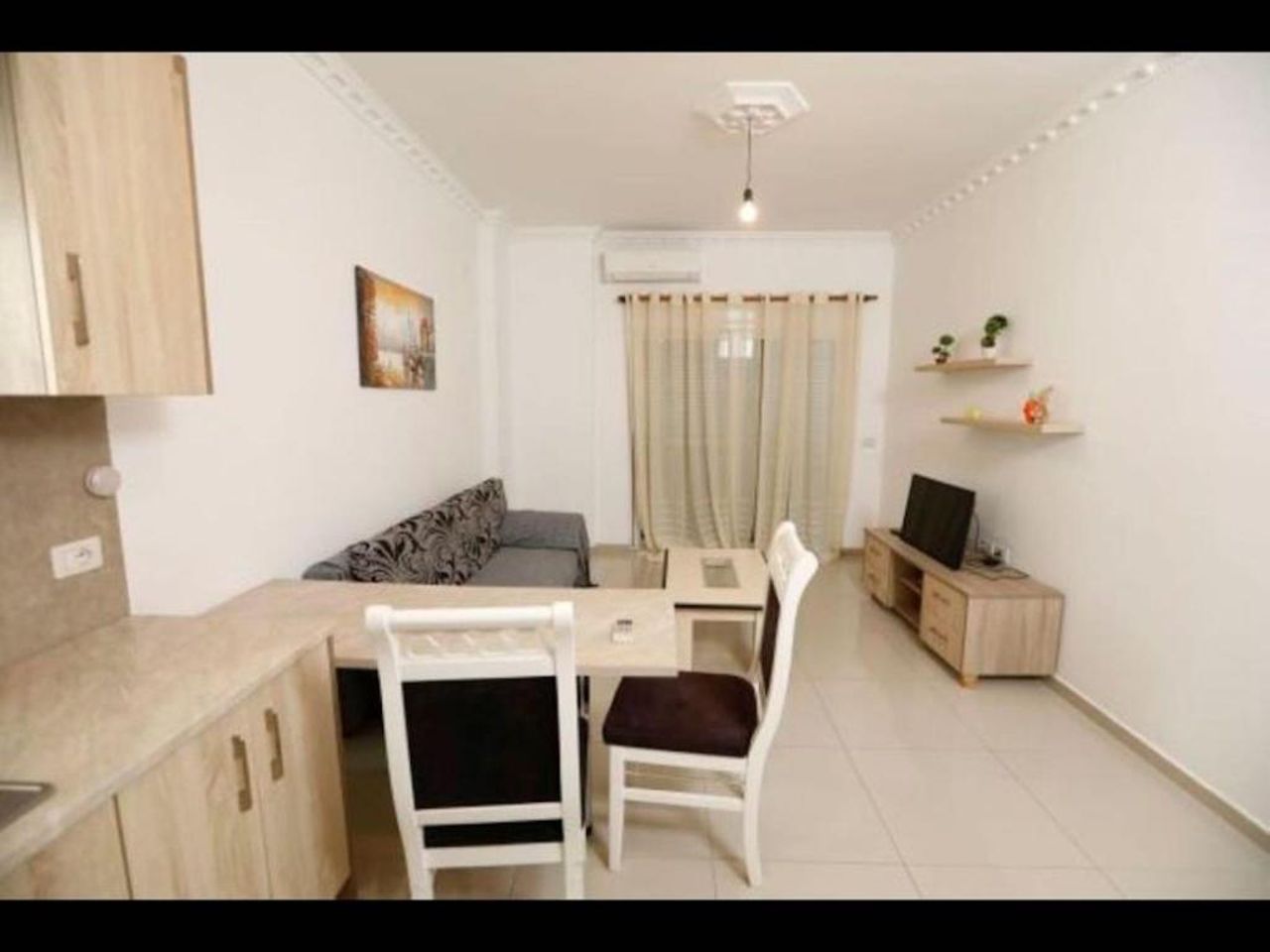 Sion Saranda Apartment 19