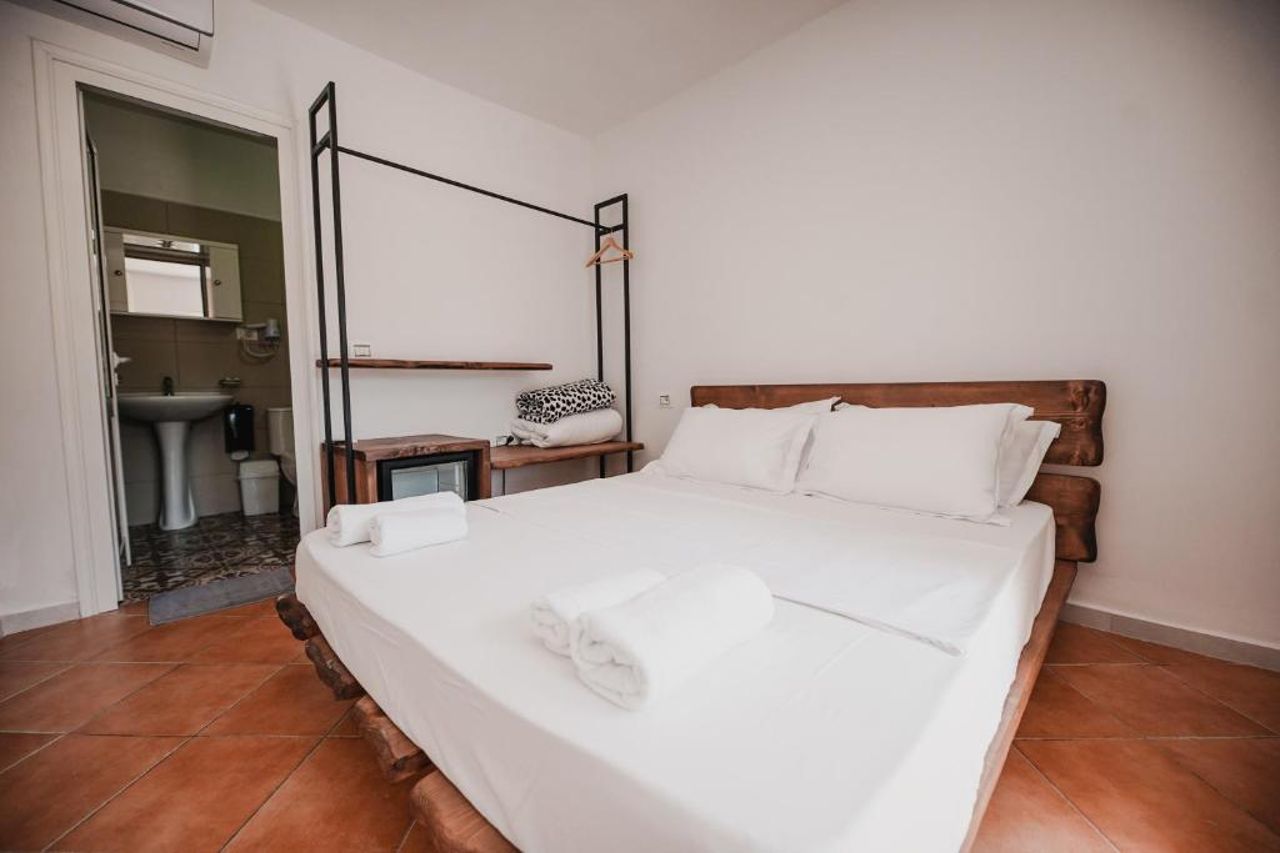 Drymades Bungalows Adults Only