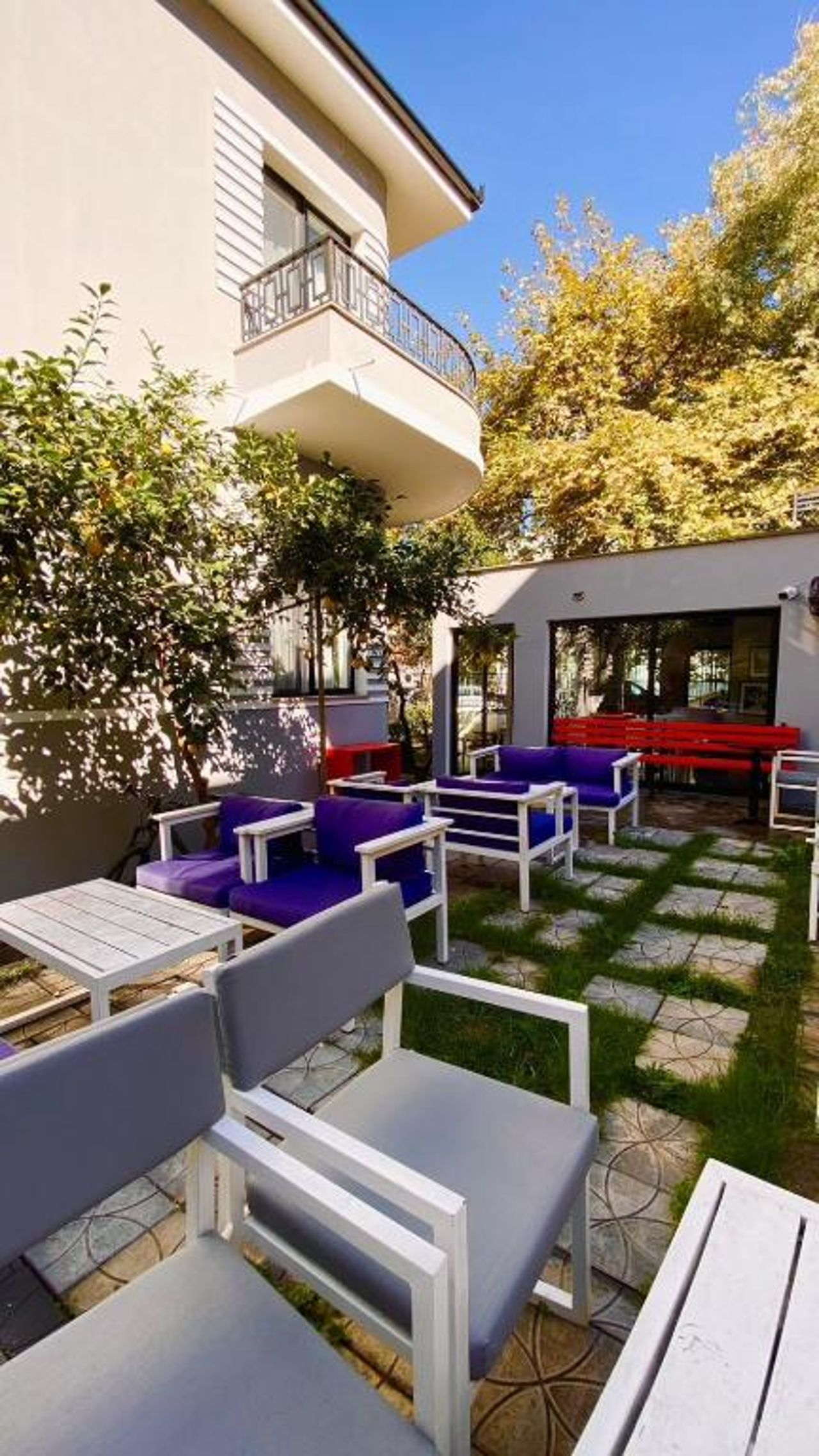 Hotel Antigone