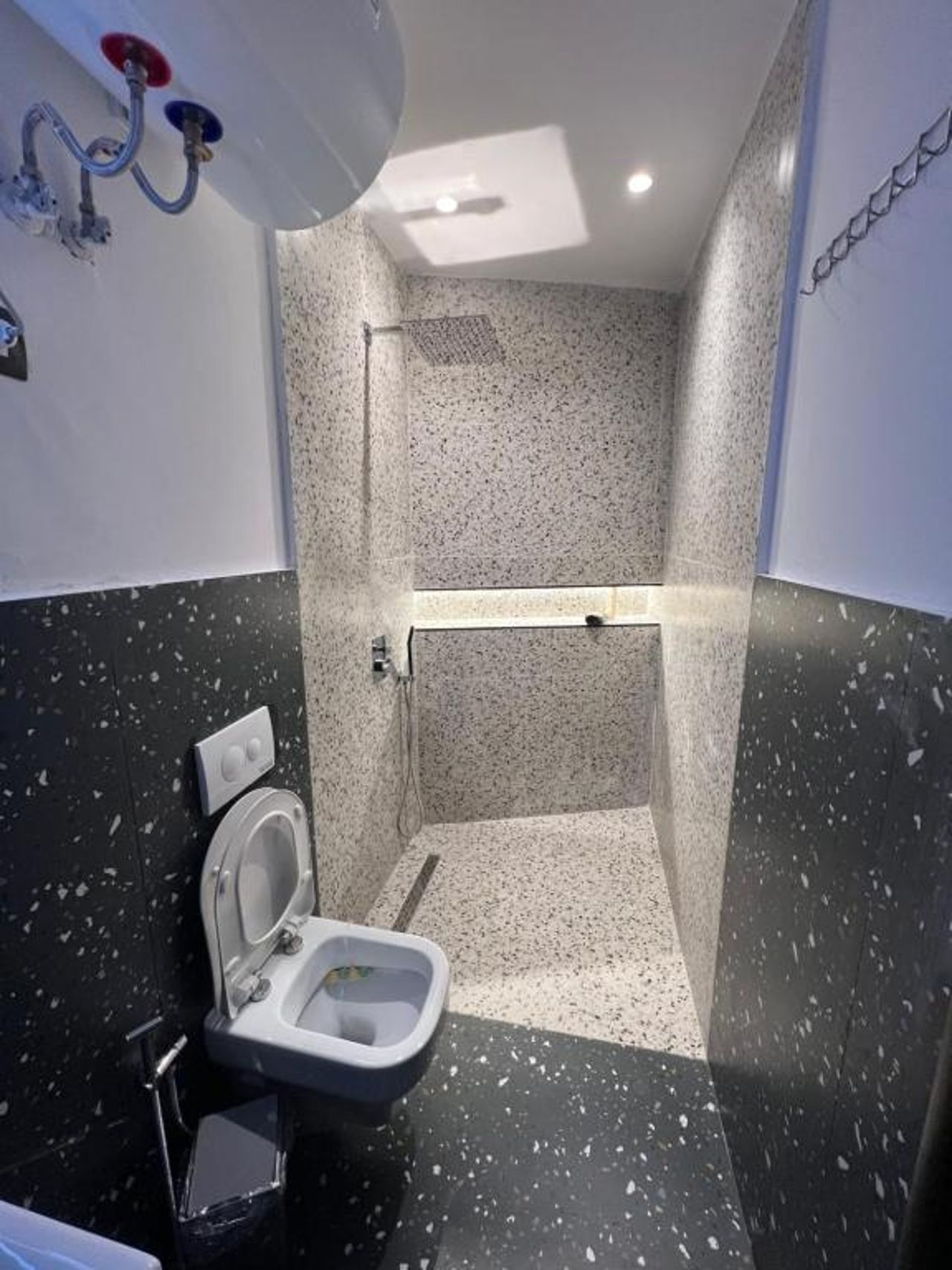 Your black & white Studio Suite