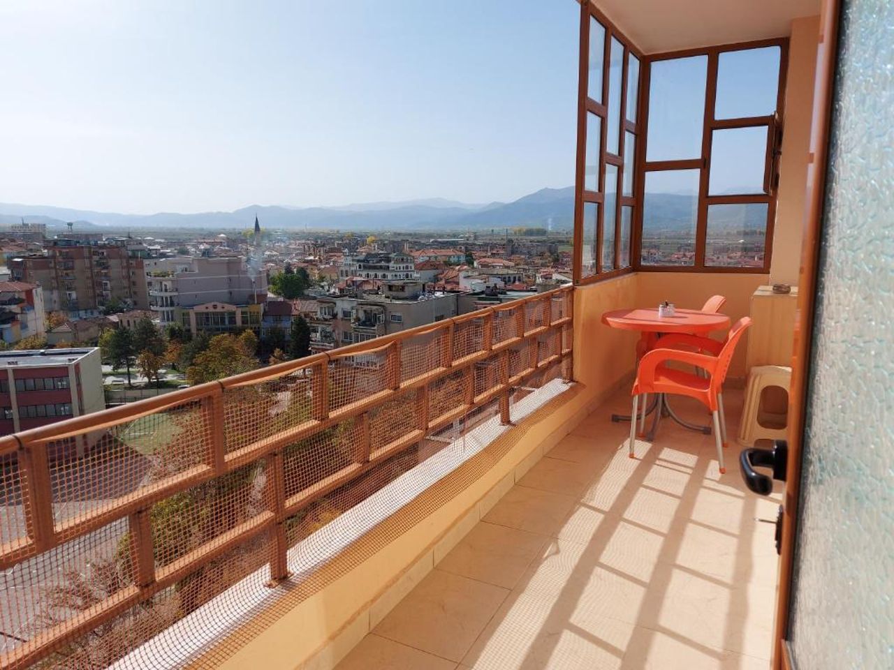 Geni Apartment