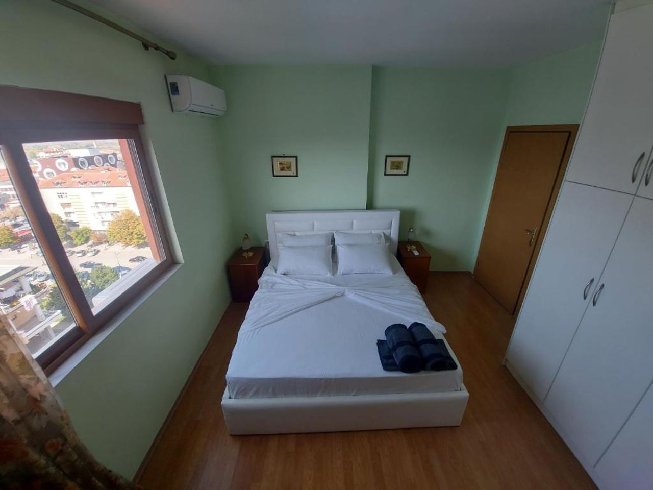 Geni Apartment