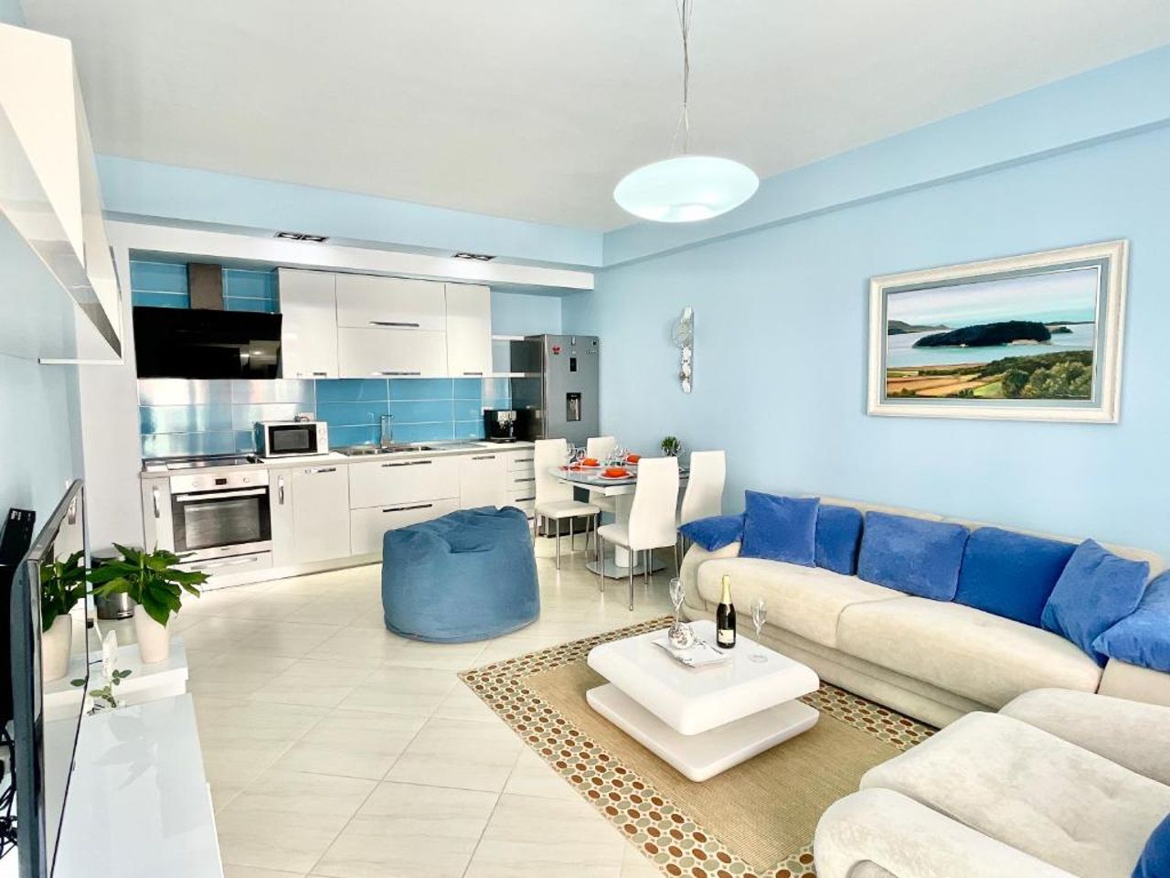 Sea Side Suite