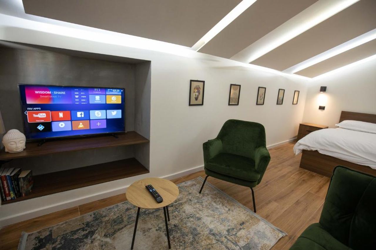 Blloku's Modern Apartments