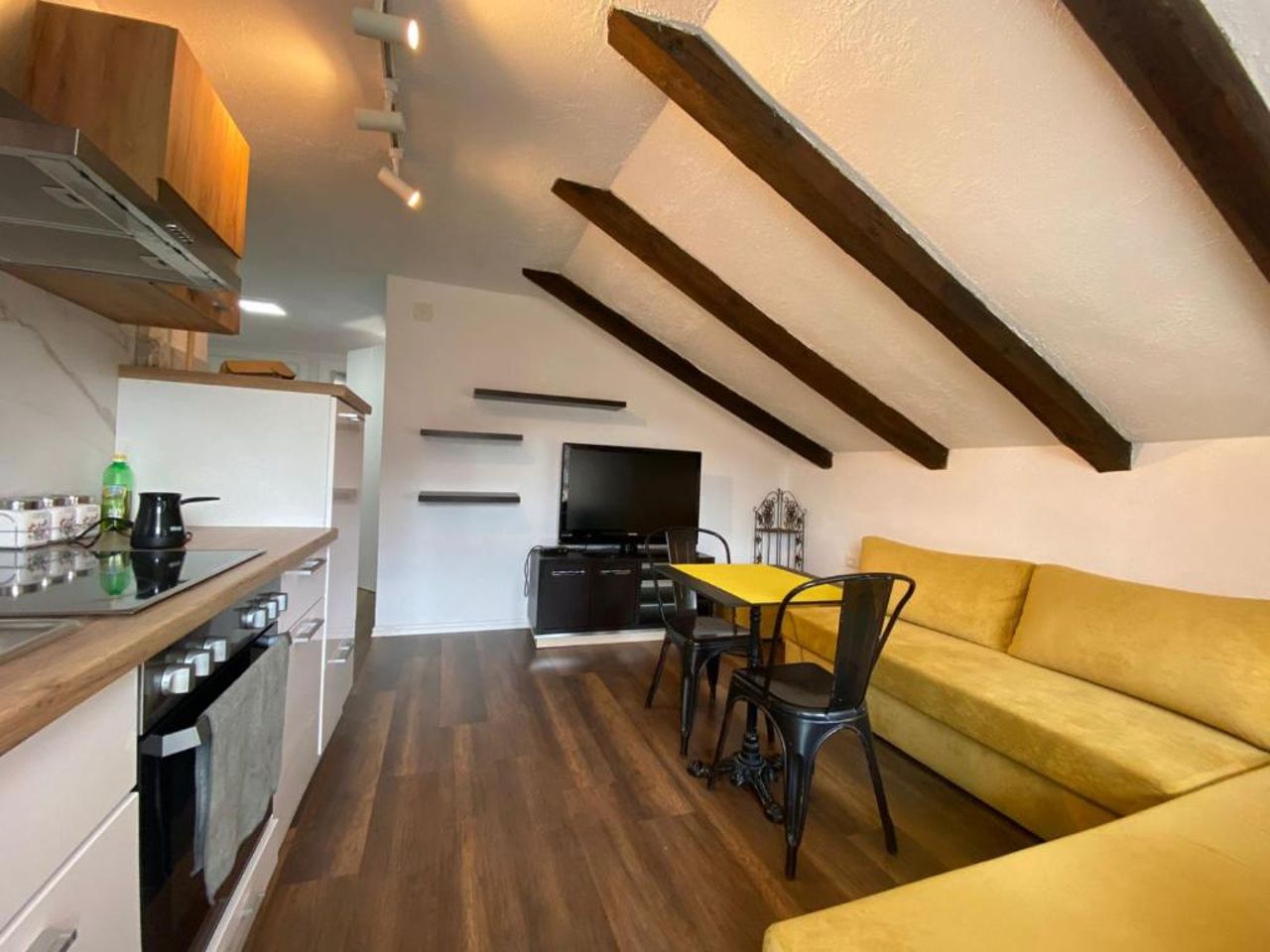 Eldo Apartament