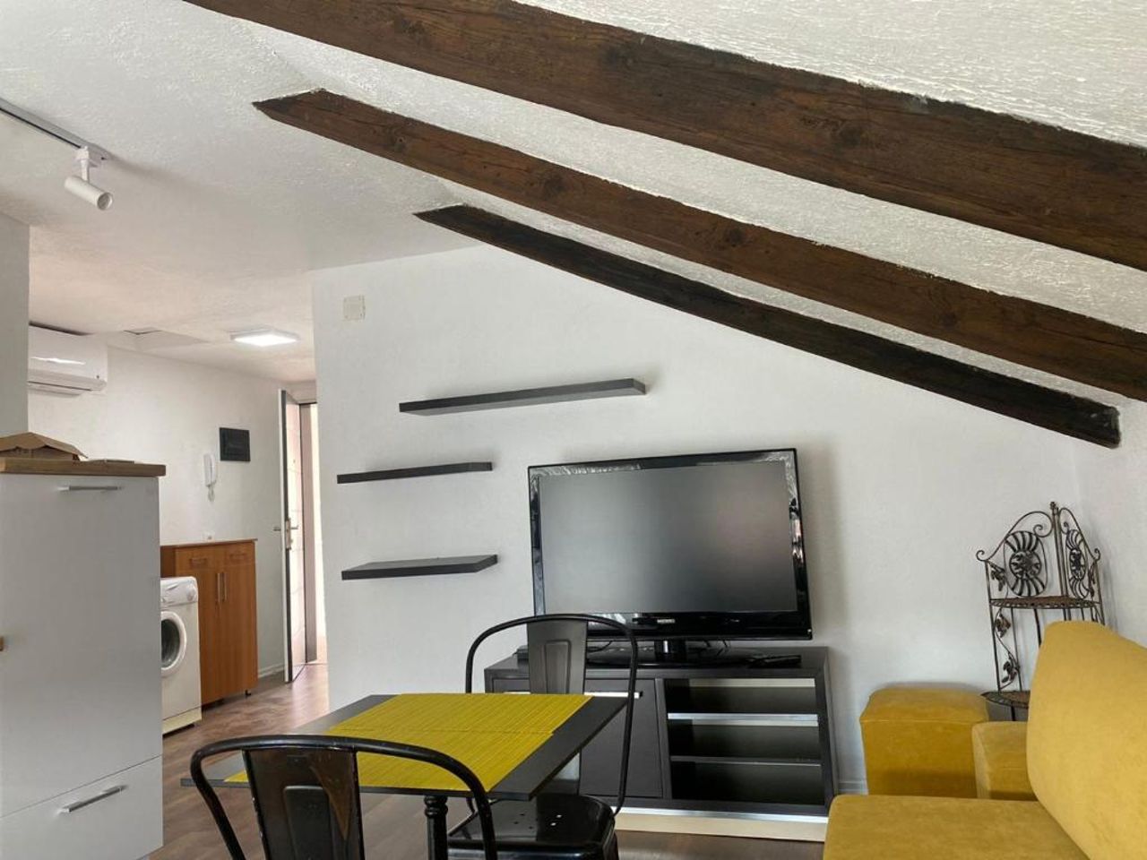 Eldo Apartament