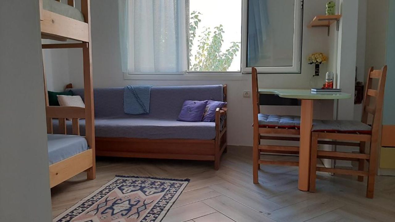 Enki's garden guesthouse