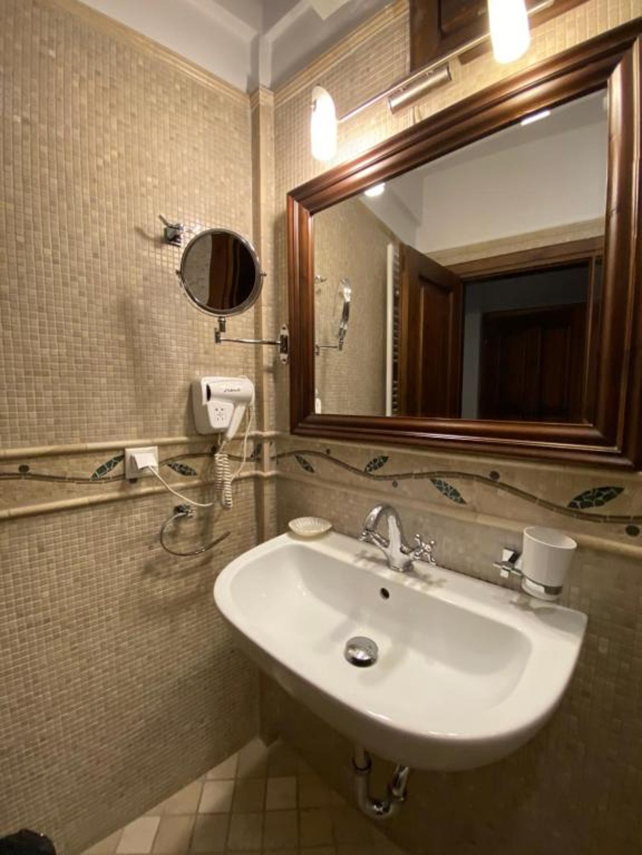Boutique Hotel Muzaka (Historic Center)