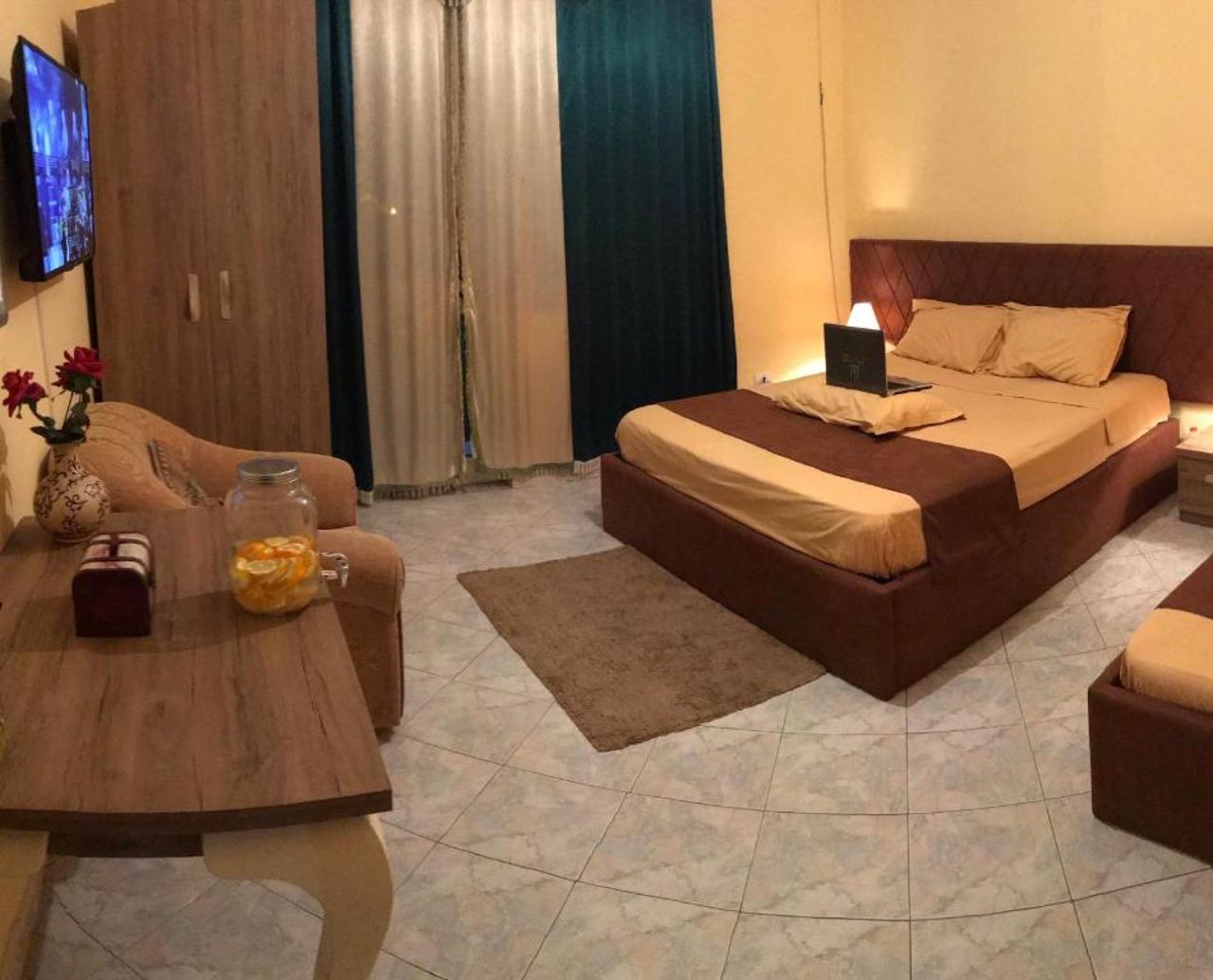 Vogli's House Apartments & Rooms