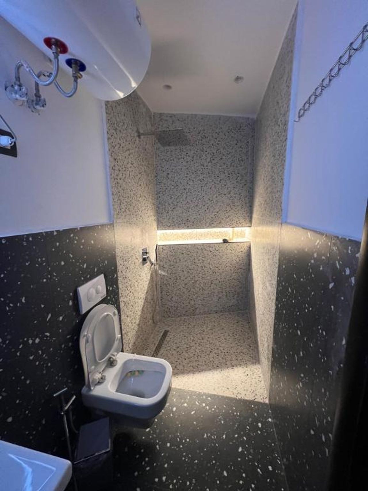 Your black & white Studio Suite