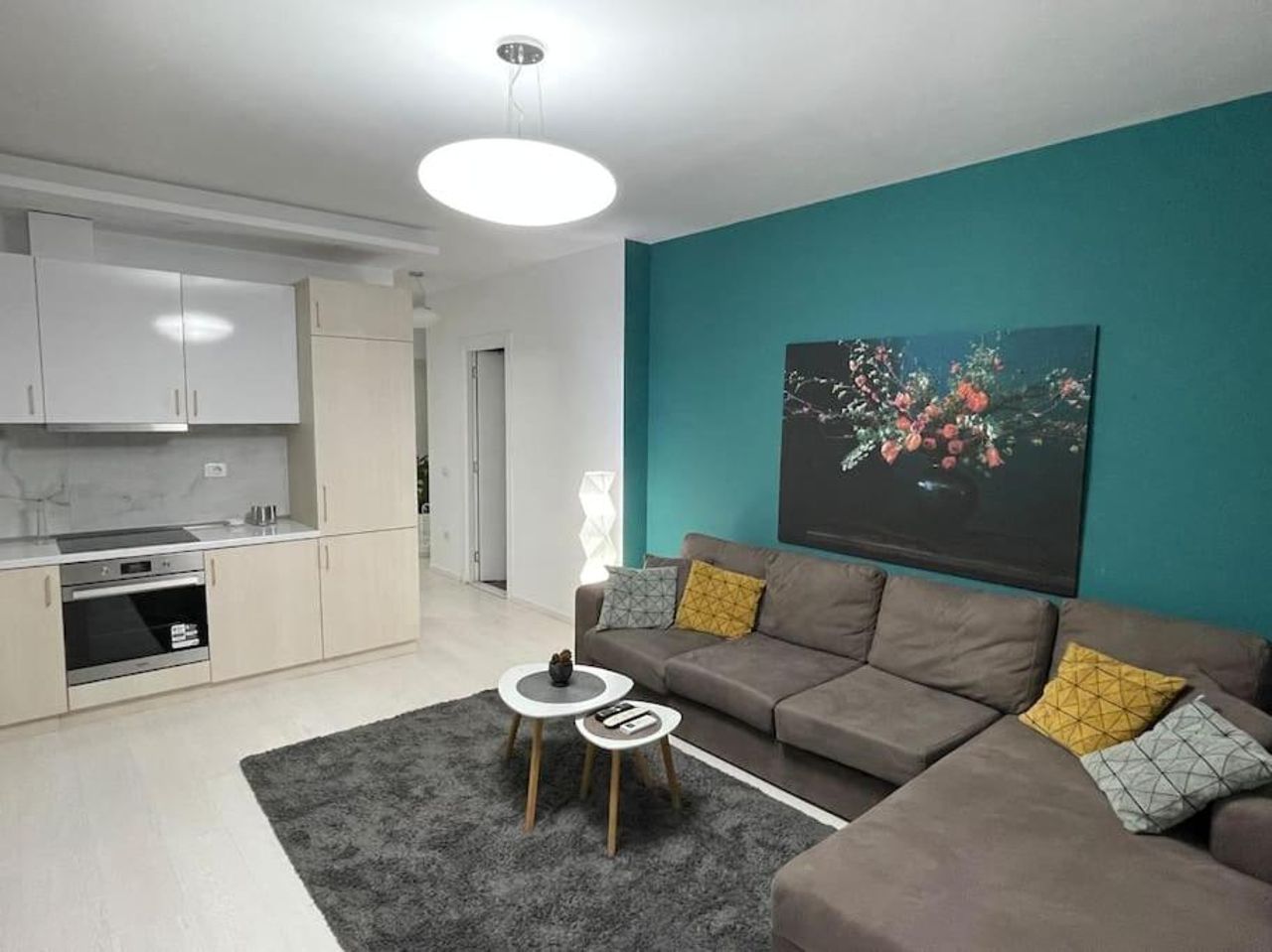 Modern Apartment at Train Station