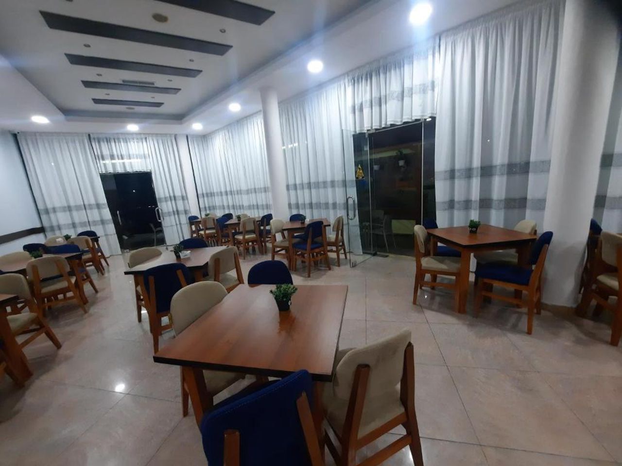 Hotel Megniar