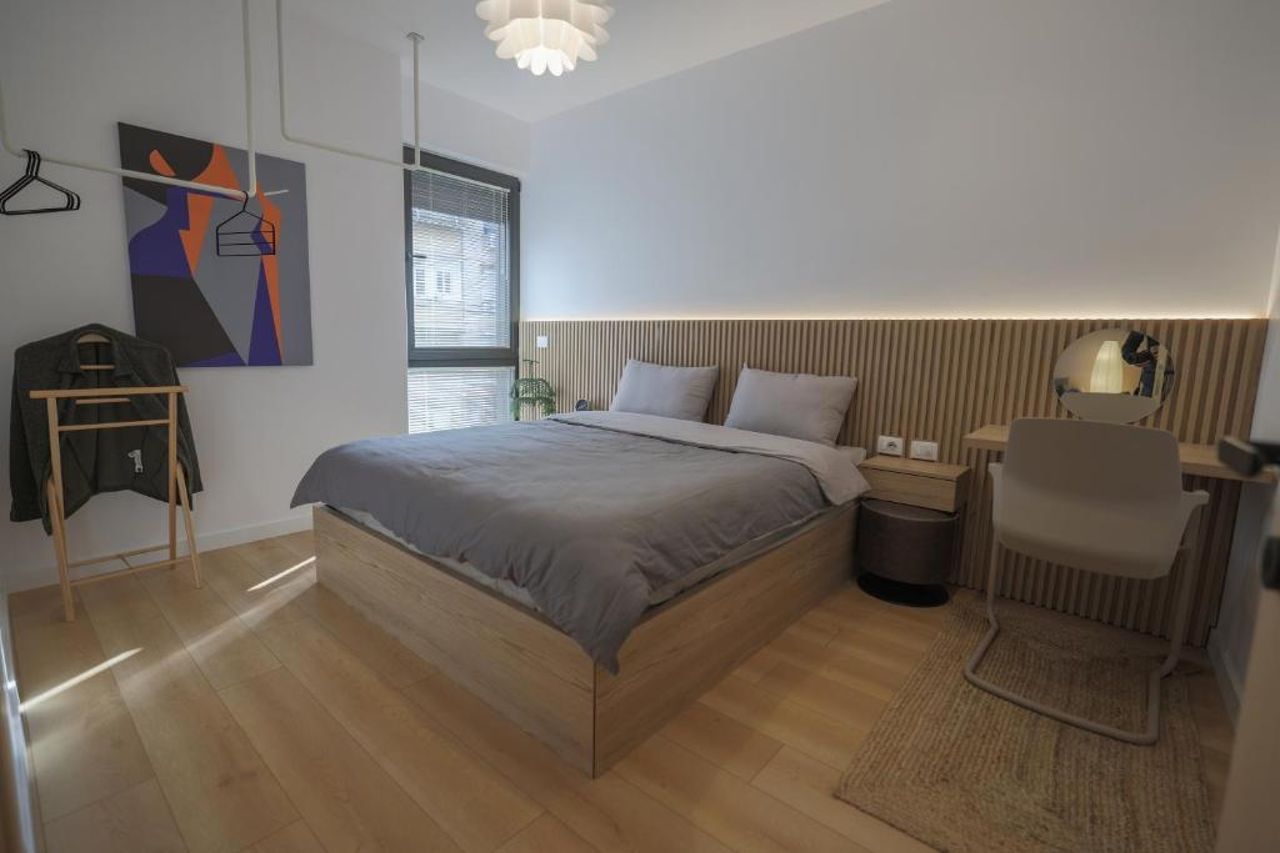 Apollo Apartment by Holistay