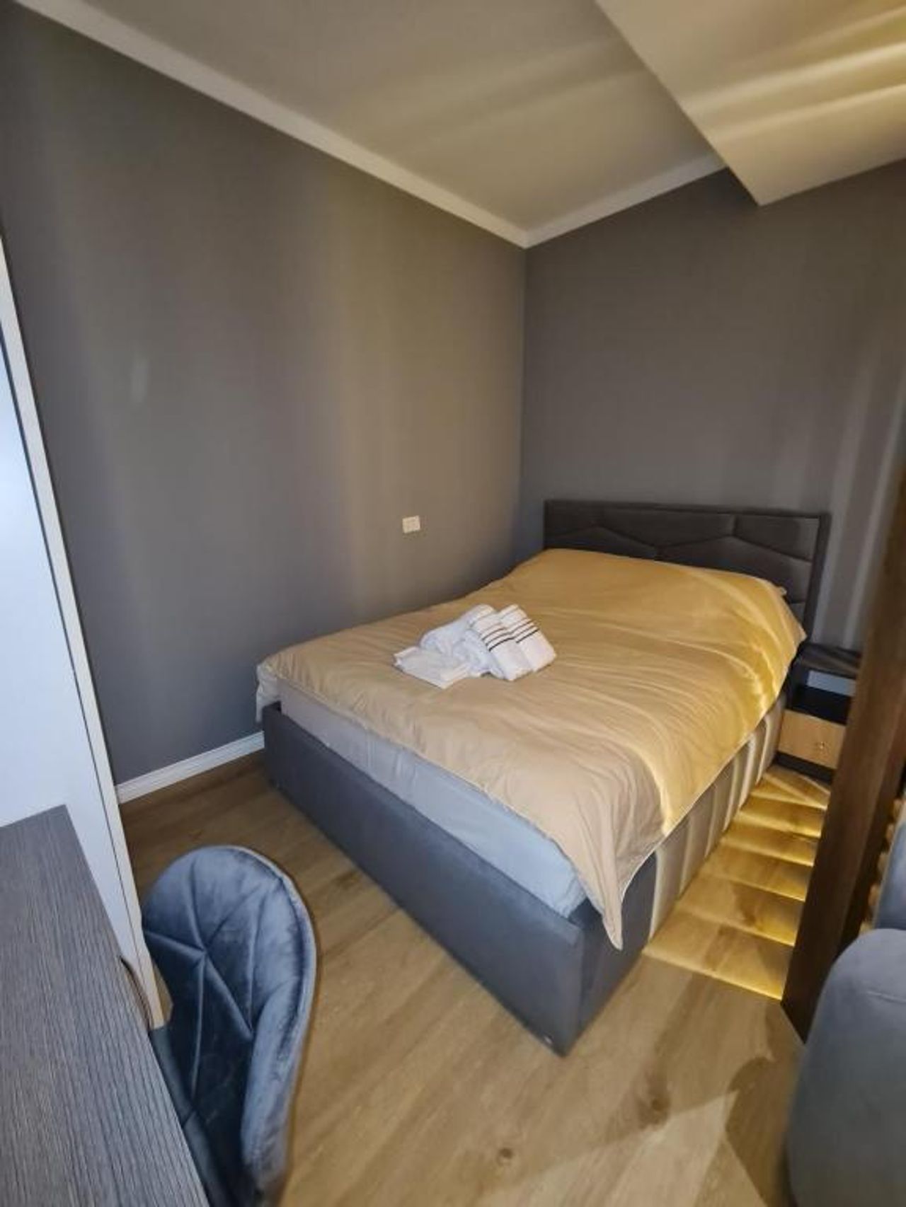 Sunny Apartment - Blloku Tirana, near Lake