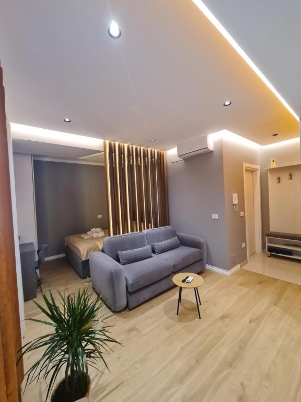Sunny Apartment - Blloku Tirana, near Lake