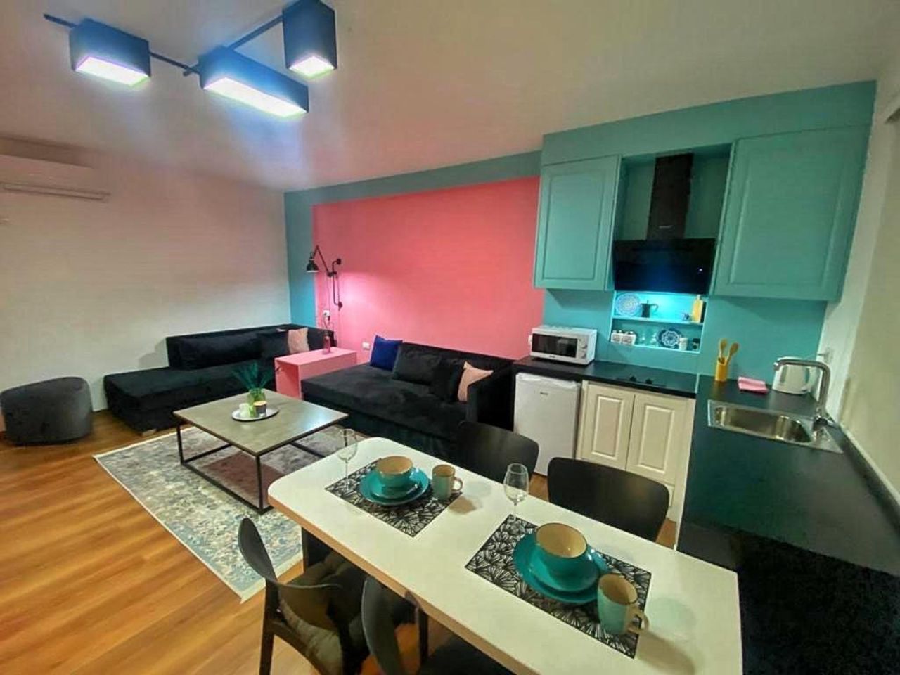 Dori duplex in the heart of Blloku