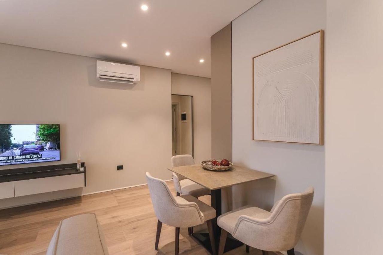 Two steps apartments 2
