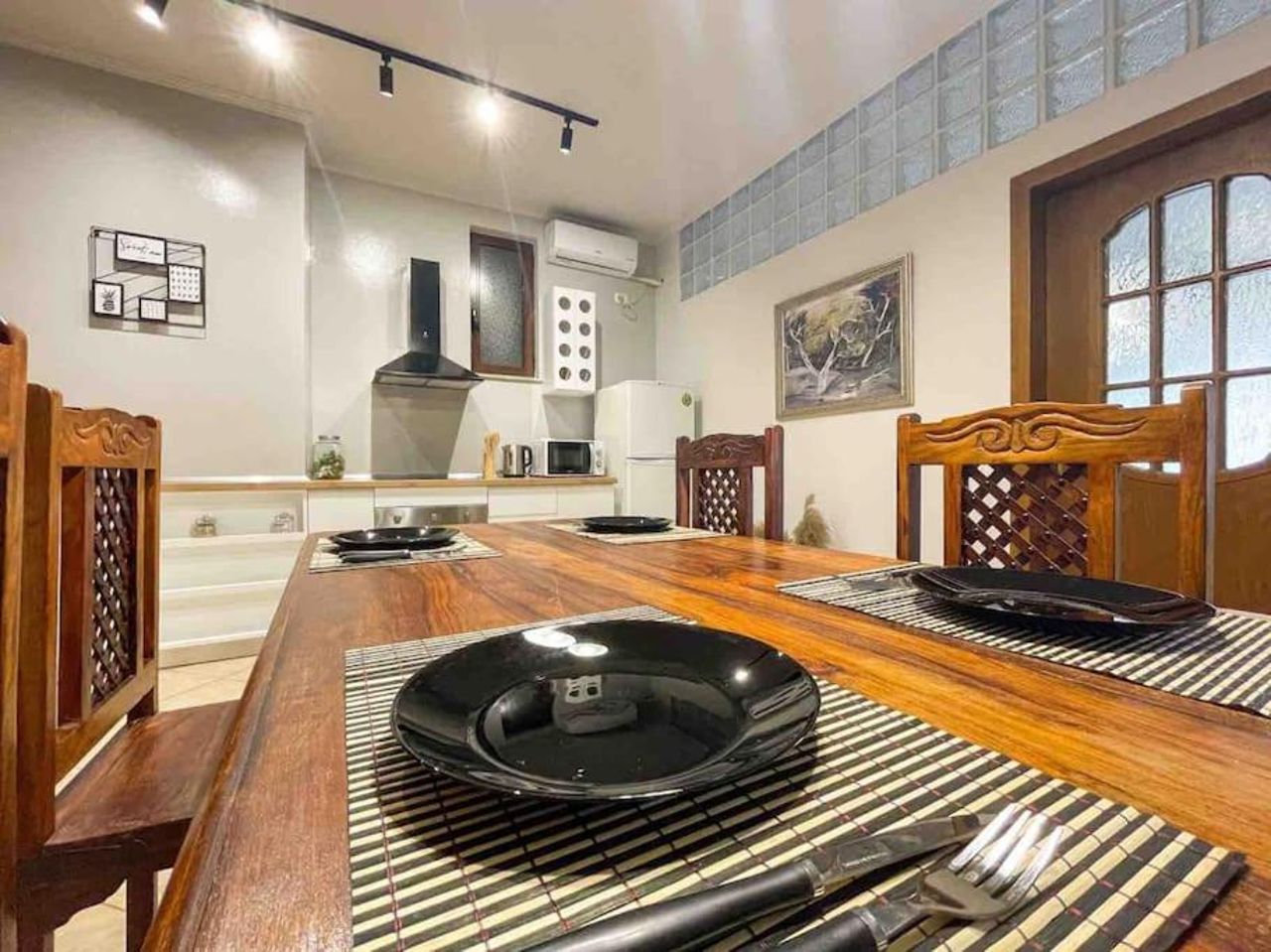 Downtown Flat near Center with 24h Self Check-In