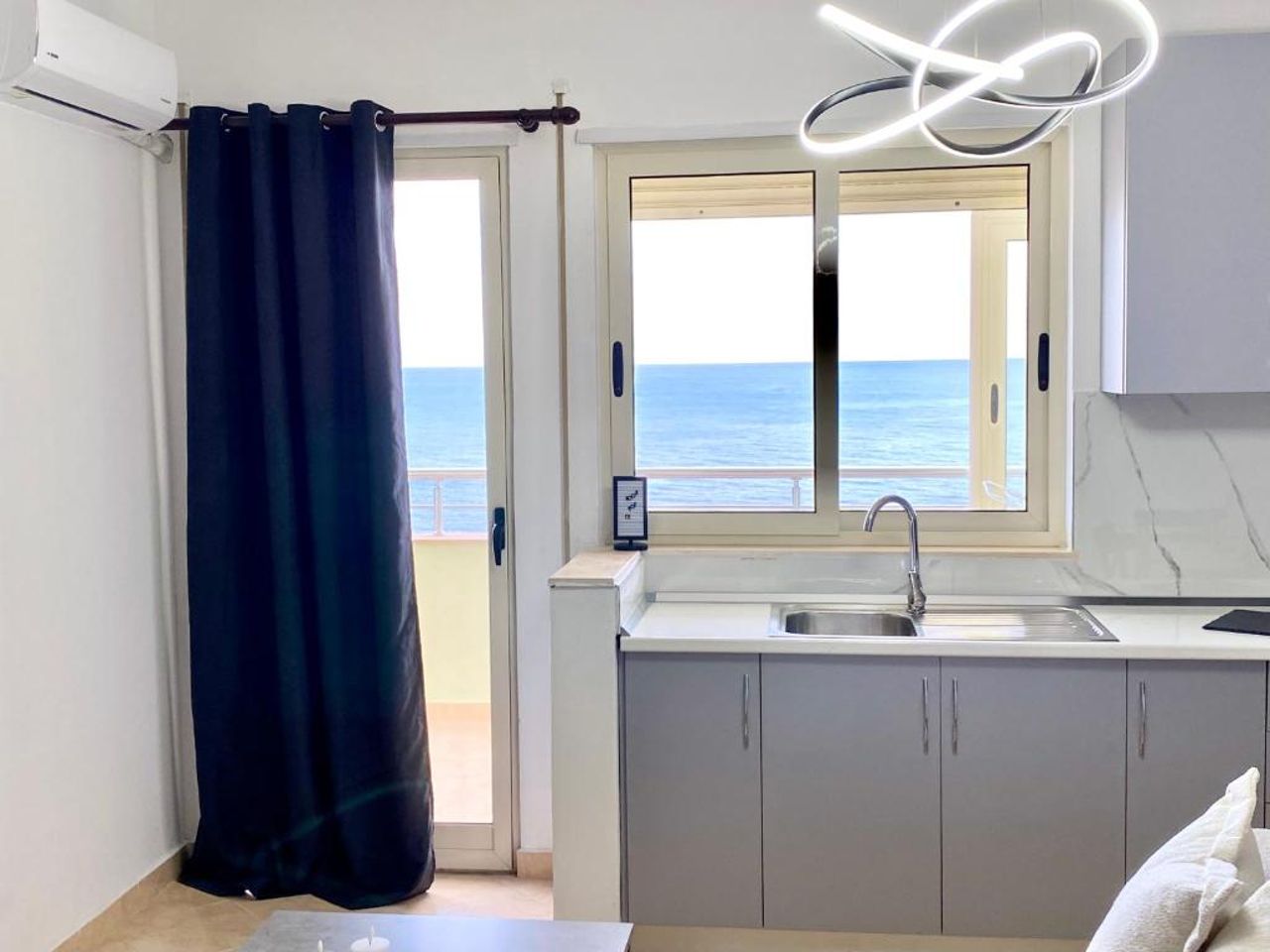 Cozy Seaview Apartment Vollga Central