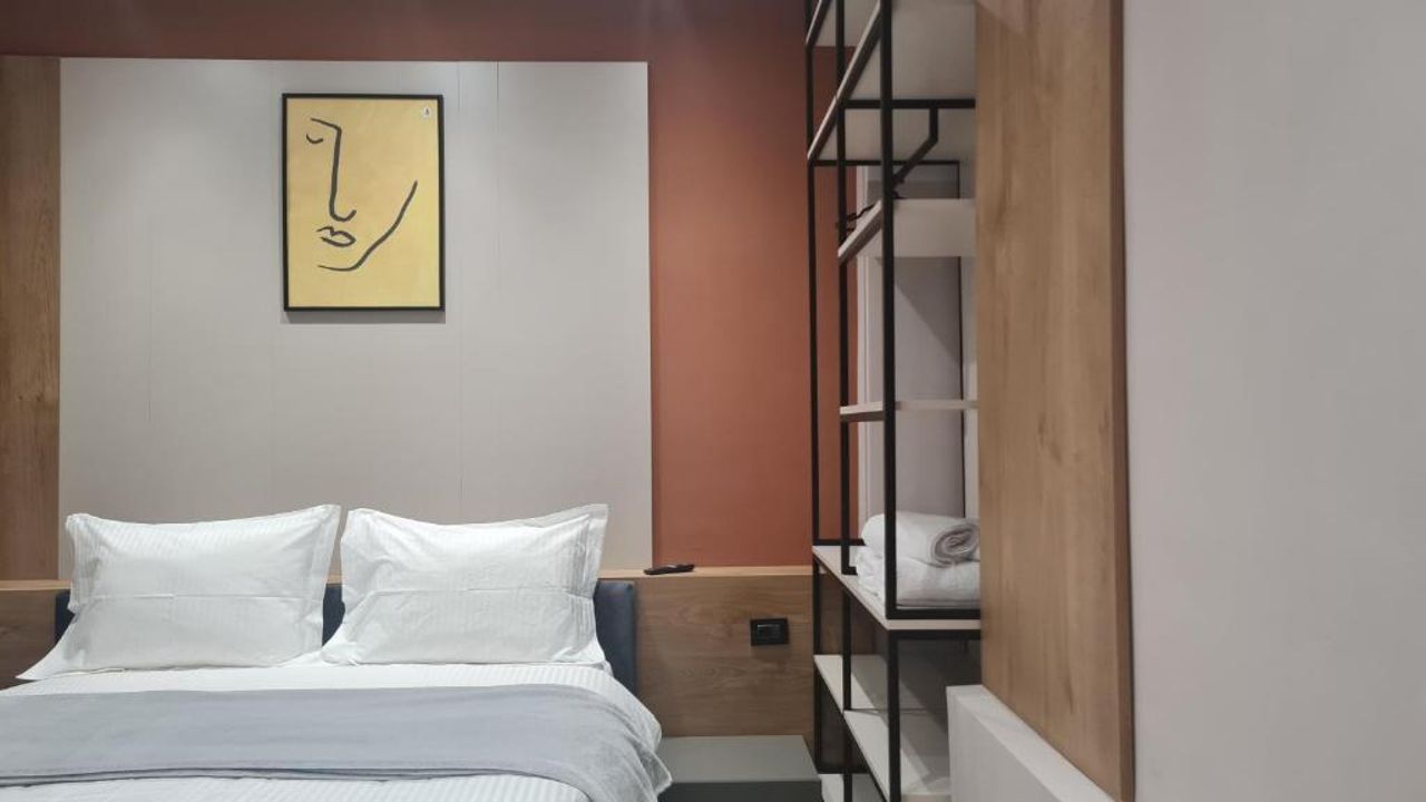 TAM Serviced Studio Apartment Myslym Shyri No2