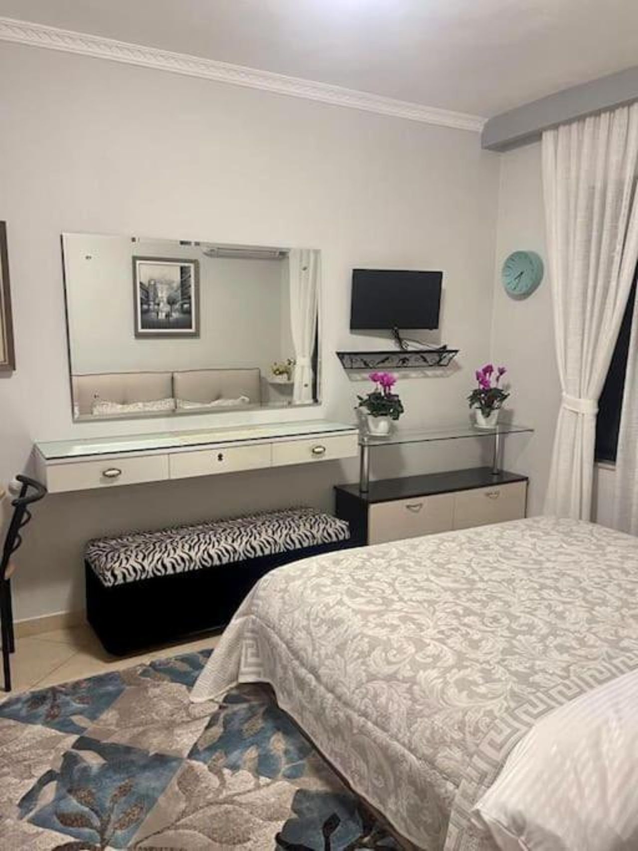 Nice central apartment in Tirana city