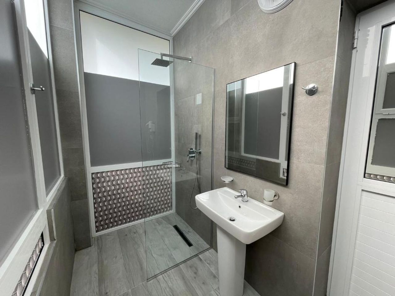 Levend Apartments