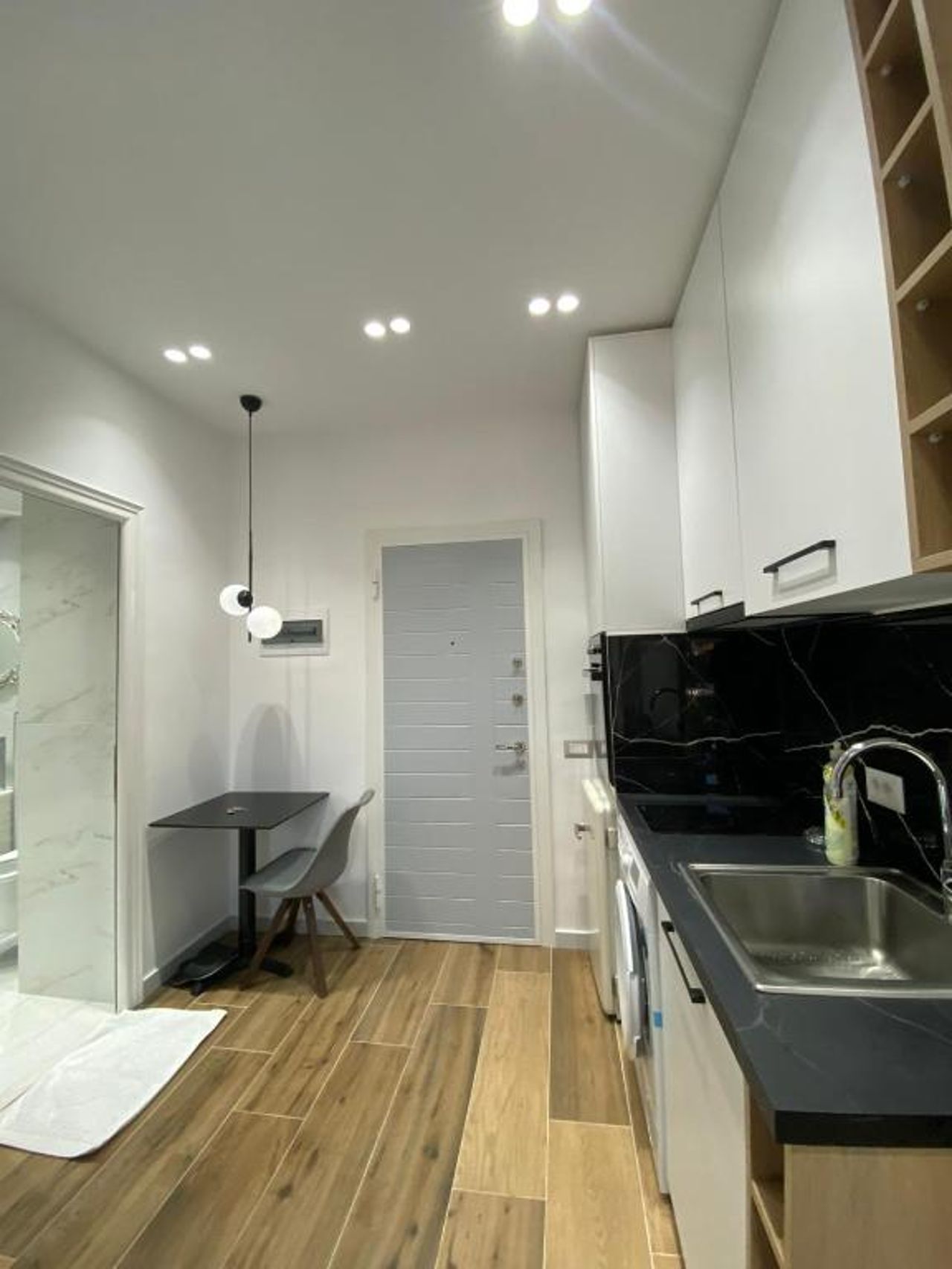 Luxury Apartament in Blloku in front of Taiwan