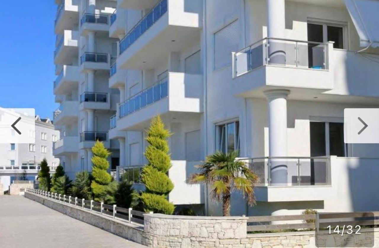 GeNi apartments White residence