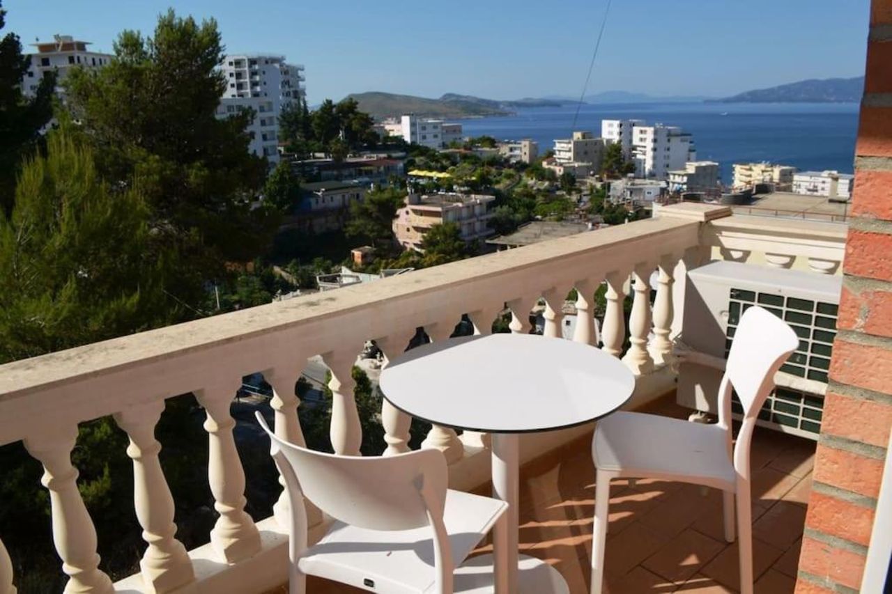 Saranda apartment with sea view