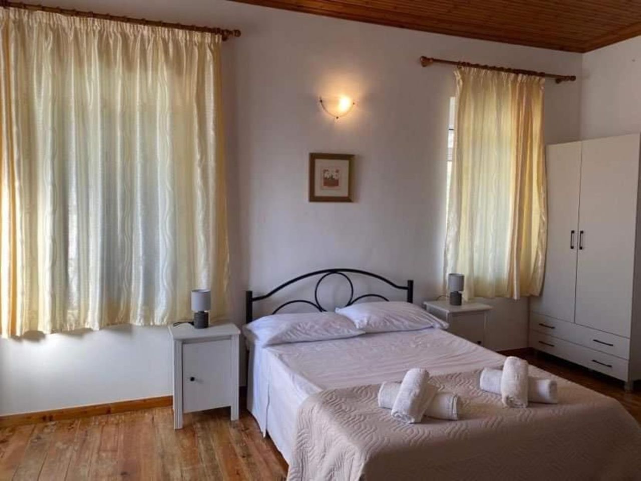 Thanasis studio
