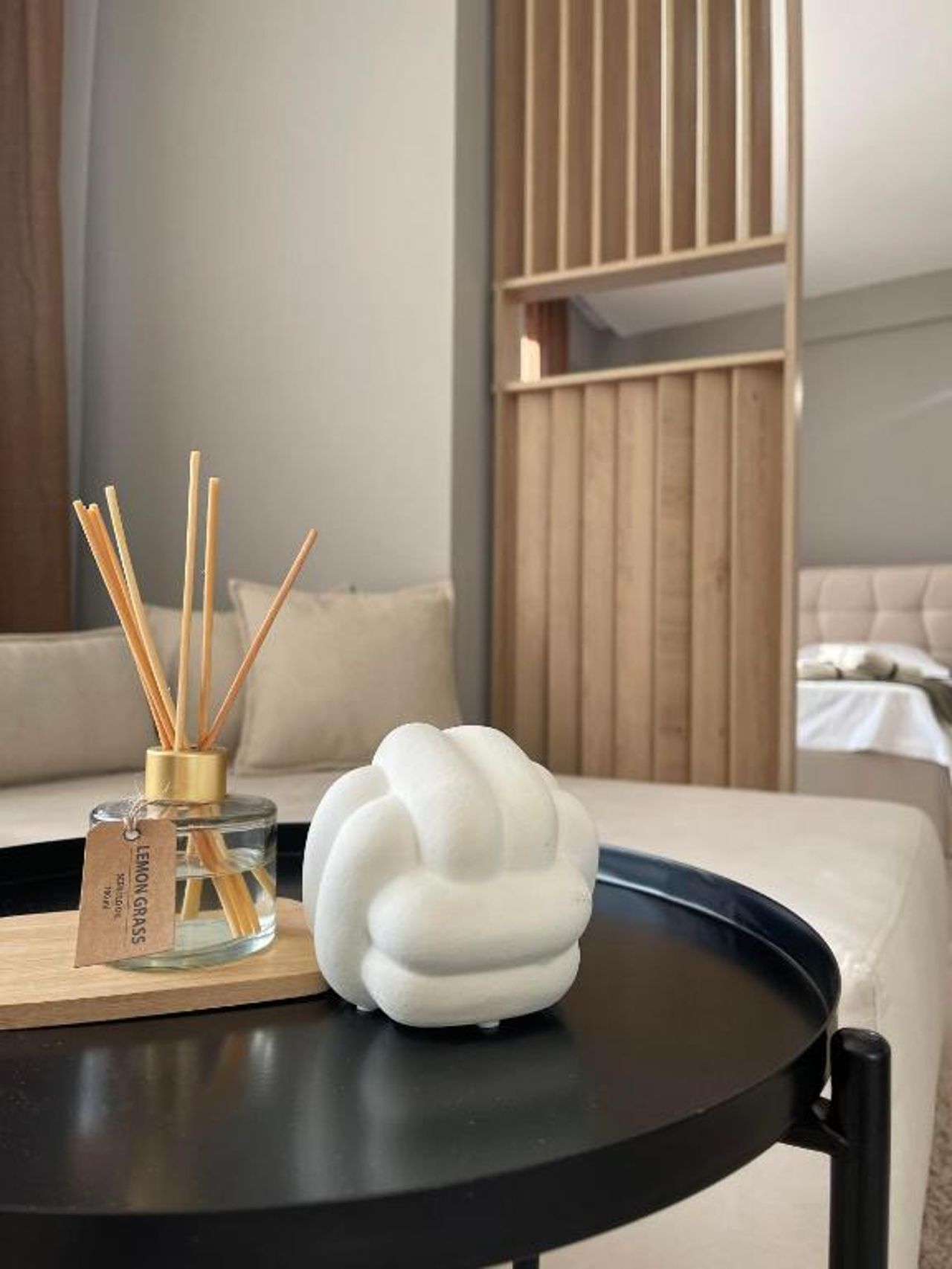 Square INN Modern Studio City Center
