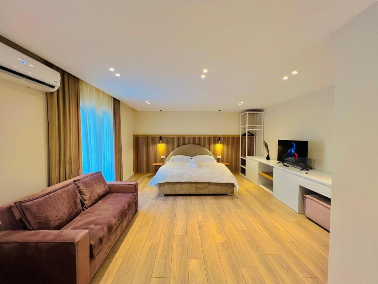 Tirana Center Hideaway