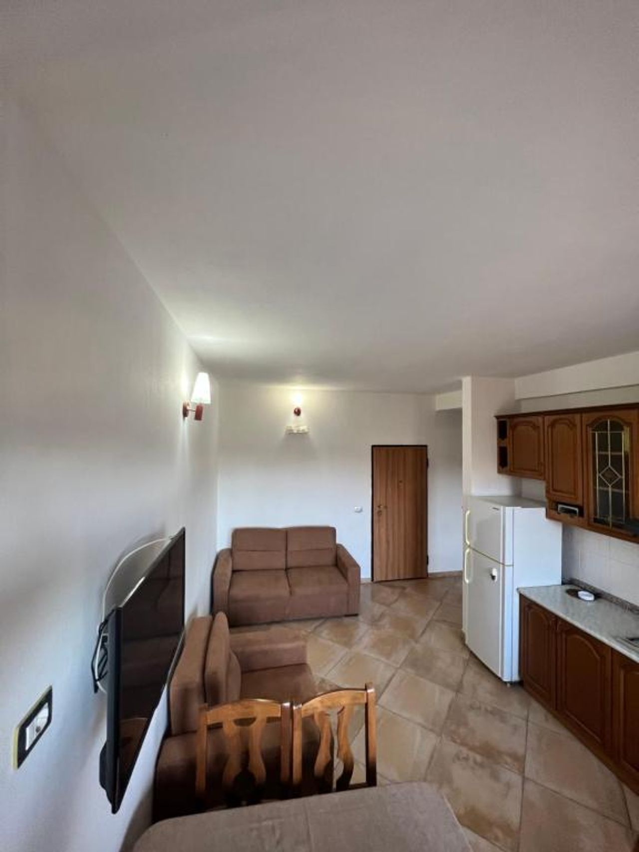 Kamberi Hotel & Apartments 2