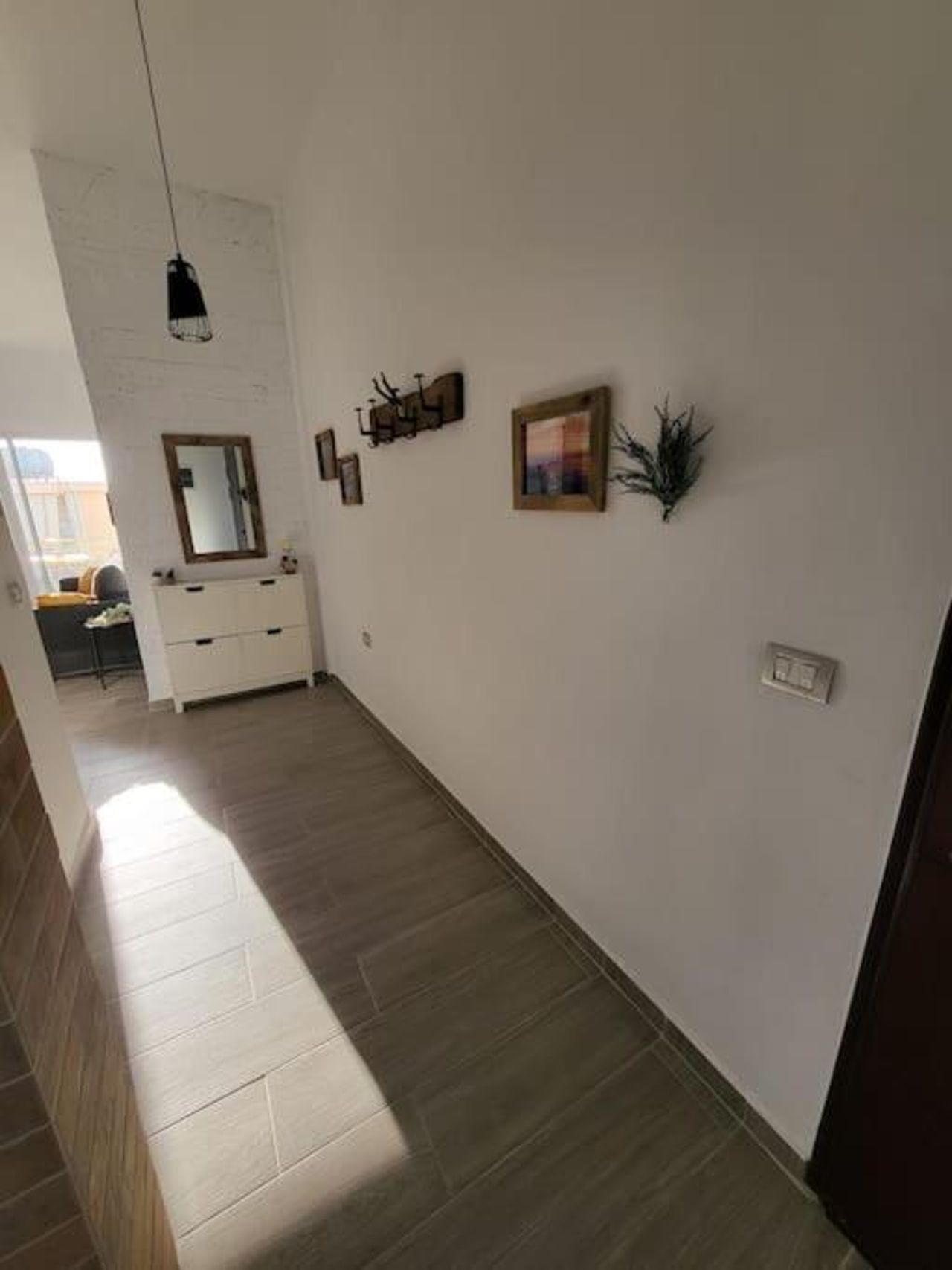 Yellow Apartment Saranda