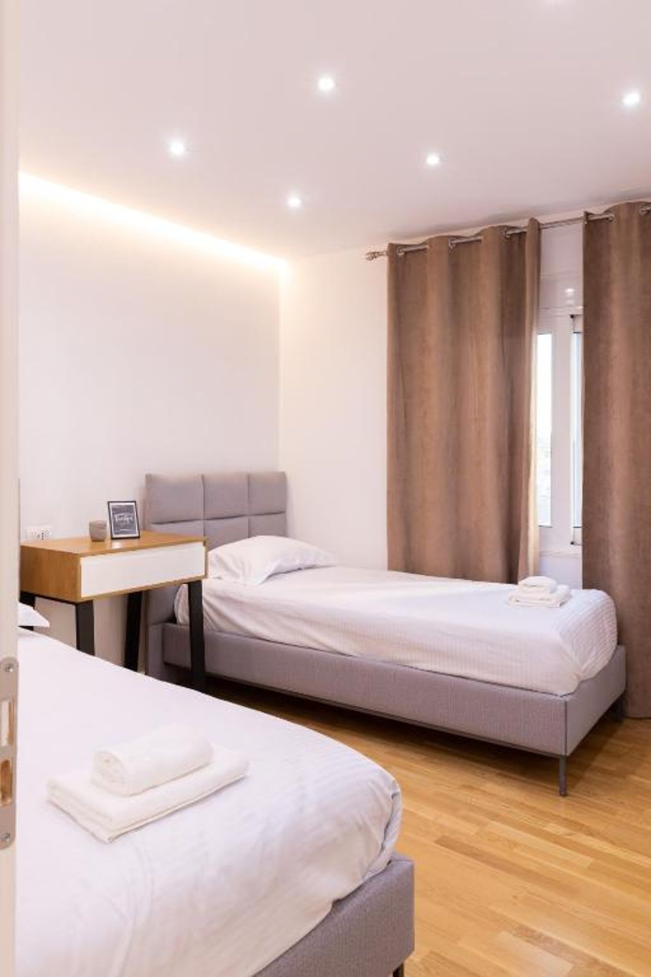 Exclusive 2 Bedrooms Apartment