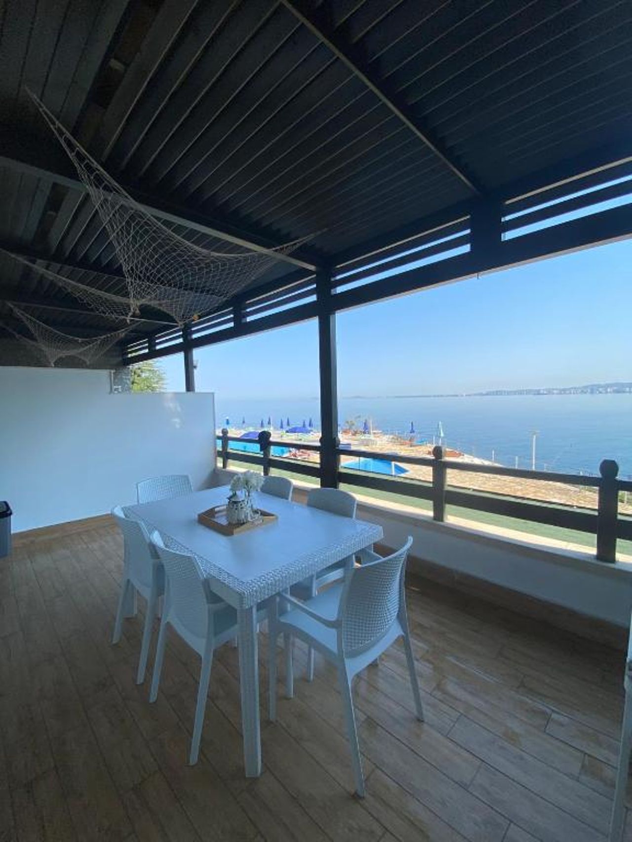 Amazing View! B & C New Apartment in Vlora