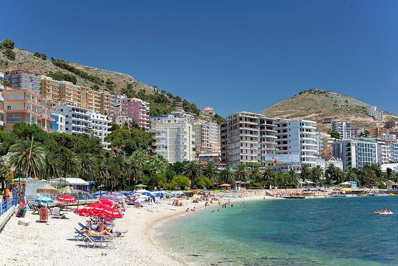 Sunny flat with breathtaking panoramic View