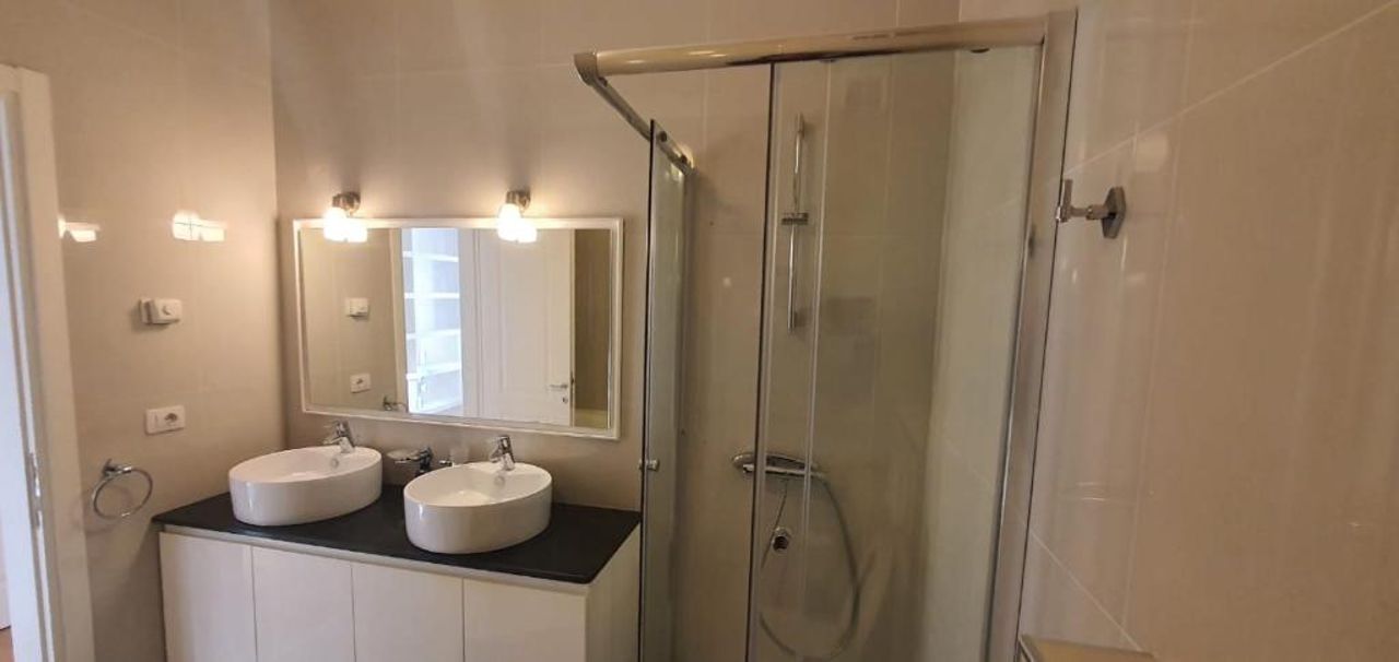 Luxury gated comunity apartament