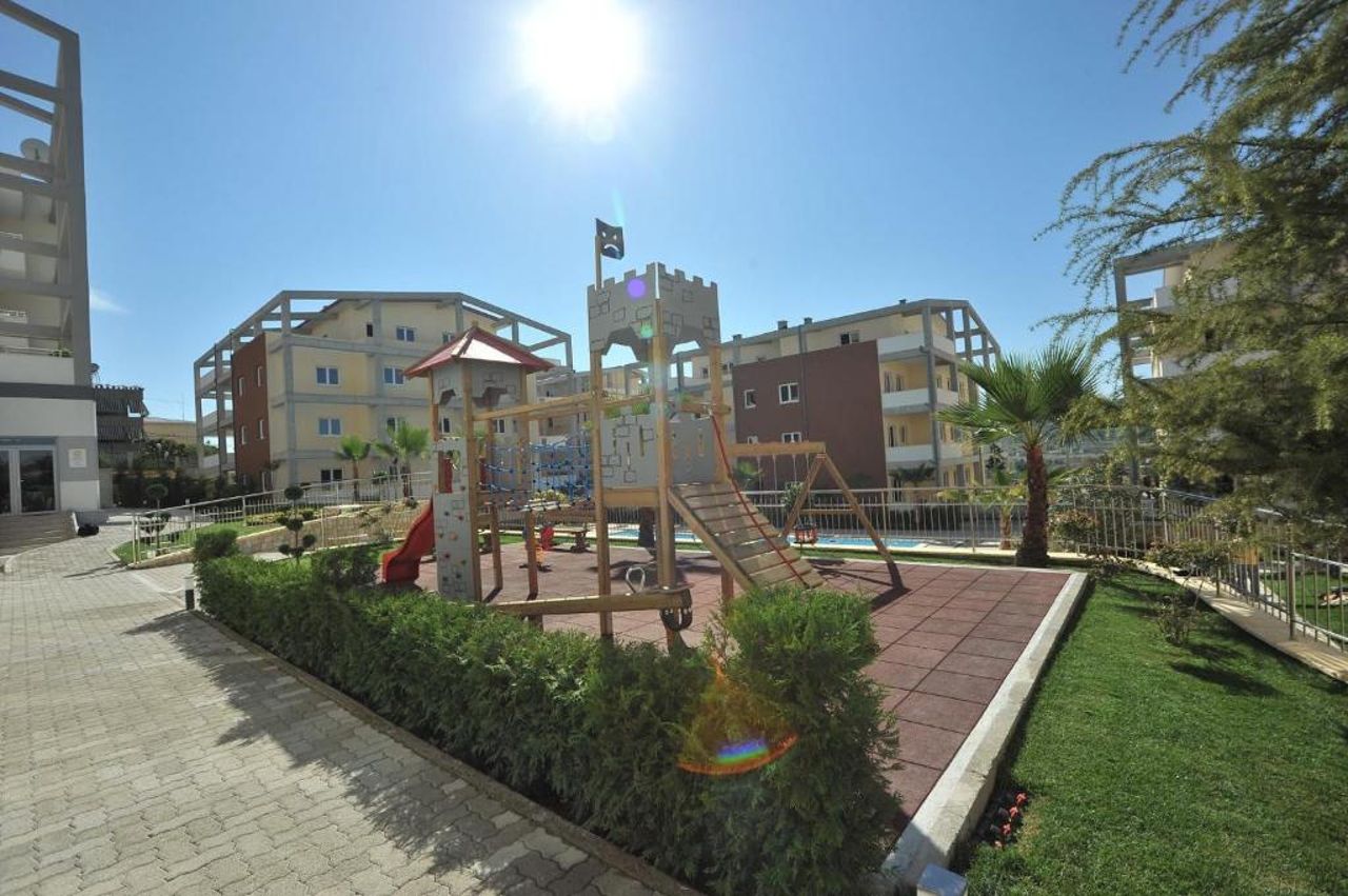 Luxury gated comunity apartament