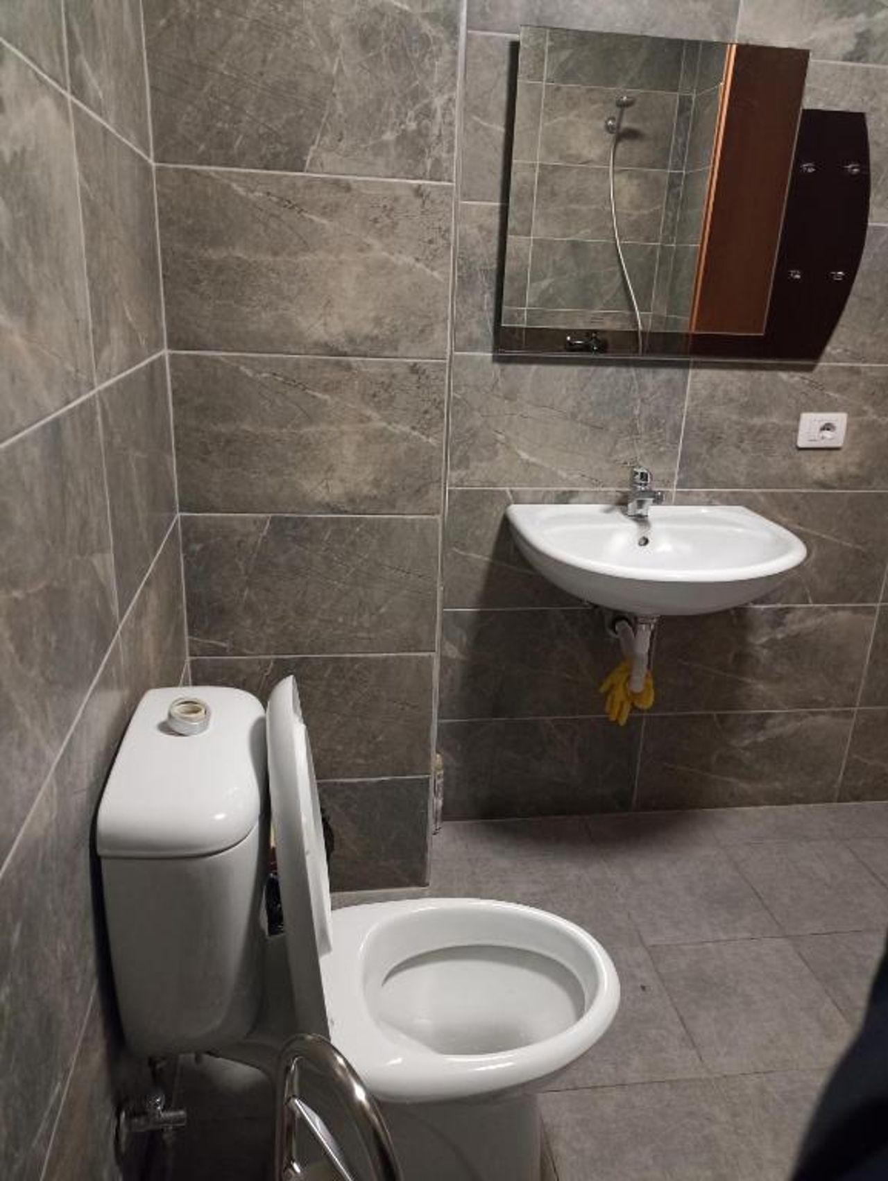 Central 1+1 Ap with balcony